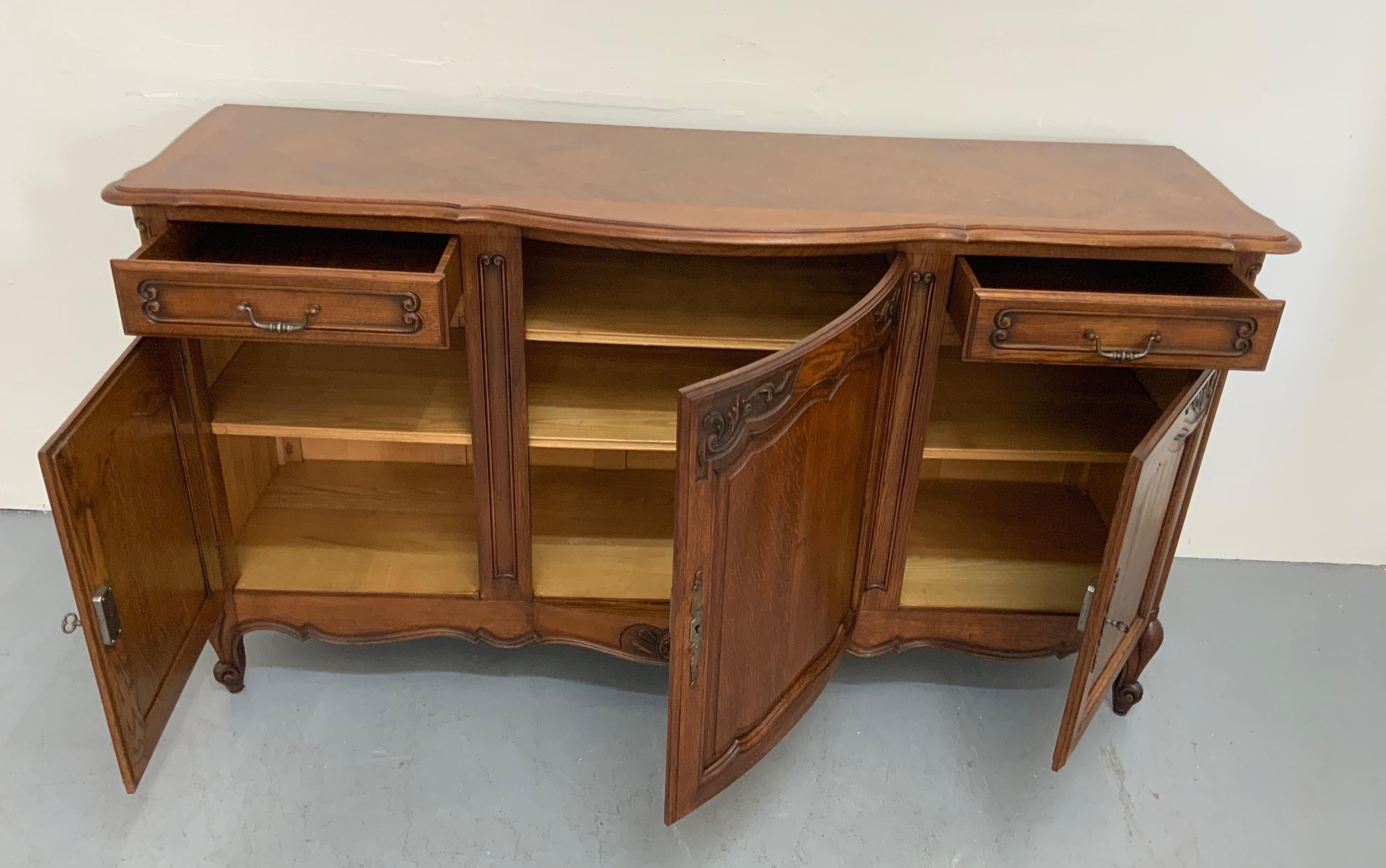 French Sideboard Louis XV Style Varnished from 20th Century In Good Condition In Stuart, FL