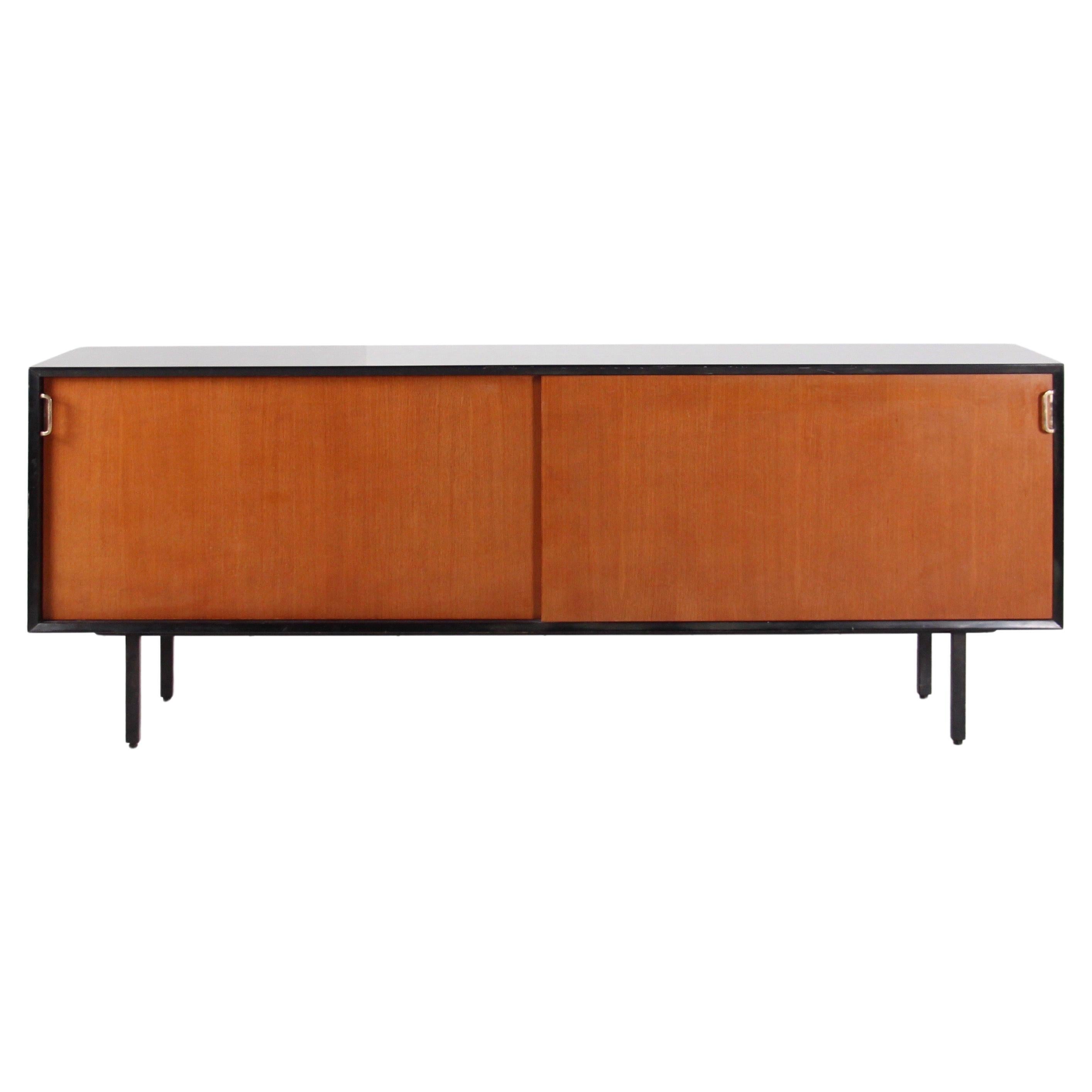 Französisches Sideboard mit Schiebetüren - 1950 im Angebot