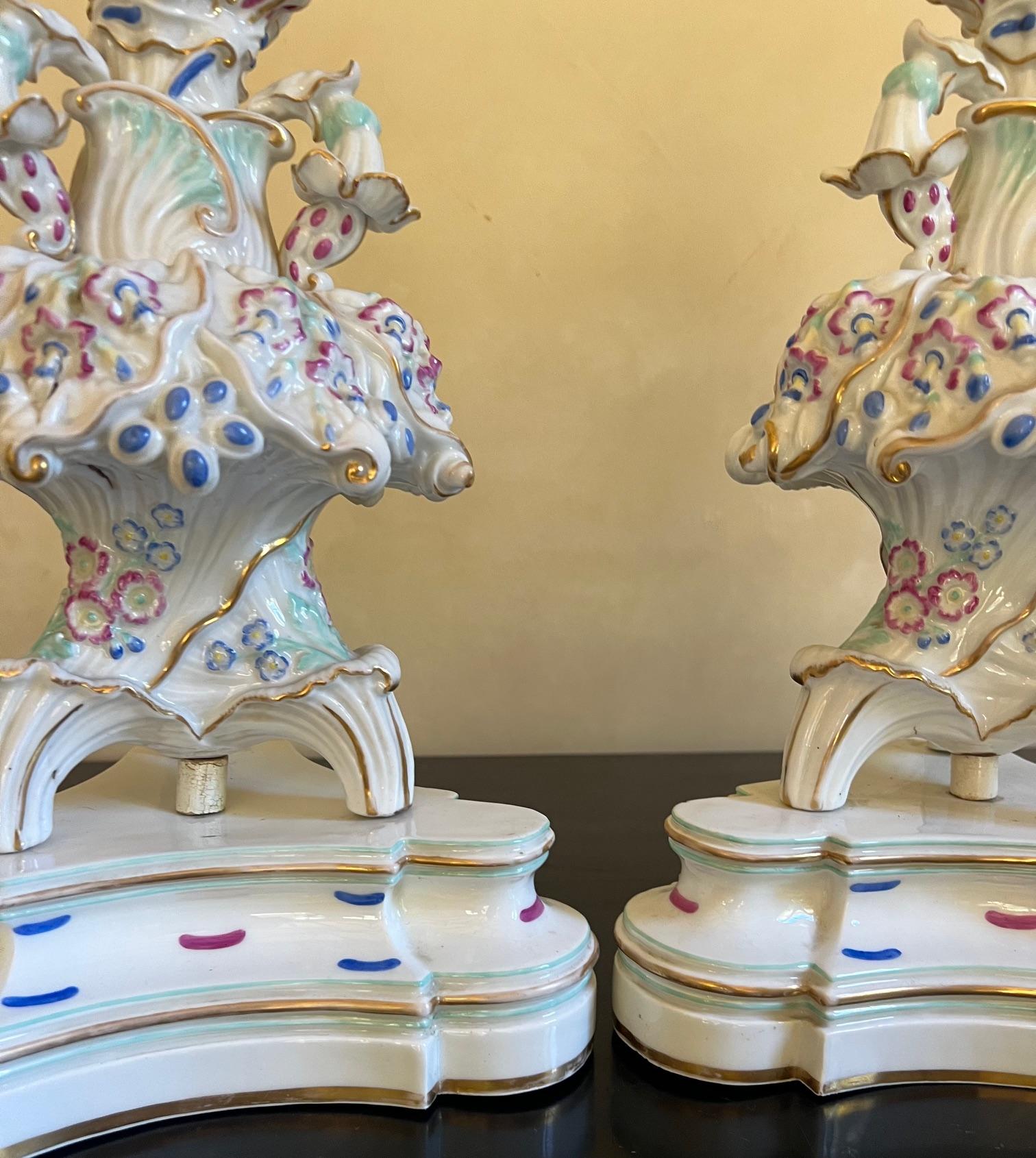 French Signed Jacob Petit Porcelain Tripod Epergnes / Vases, Circa 1850s In Good Condition For Sale In Ross, CA