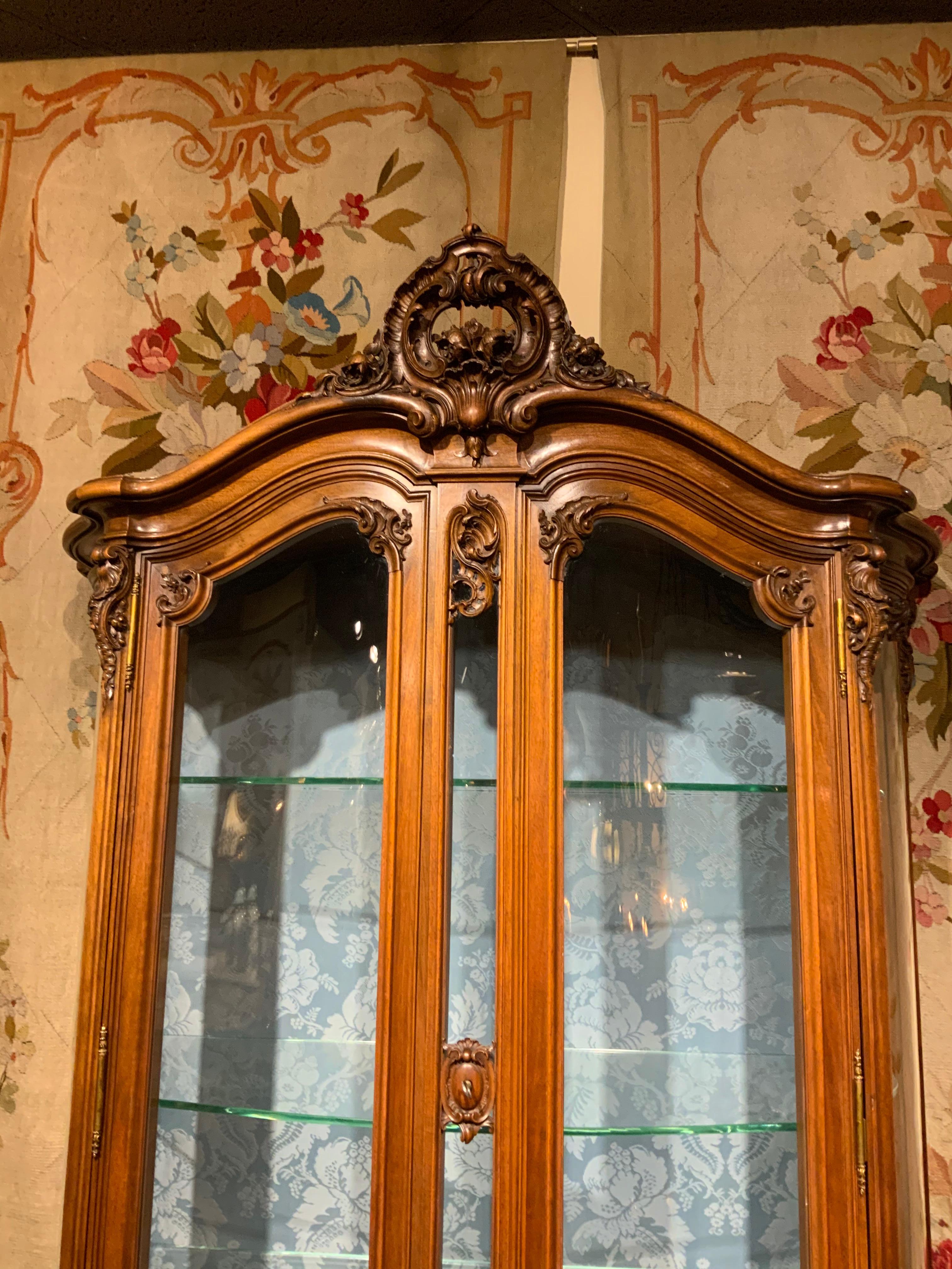 Hand-Carved French Signed Sormani Display Cabinet, Walnut Louis XV-Style For Sale