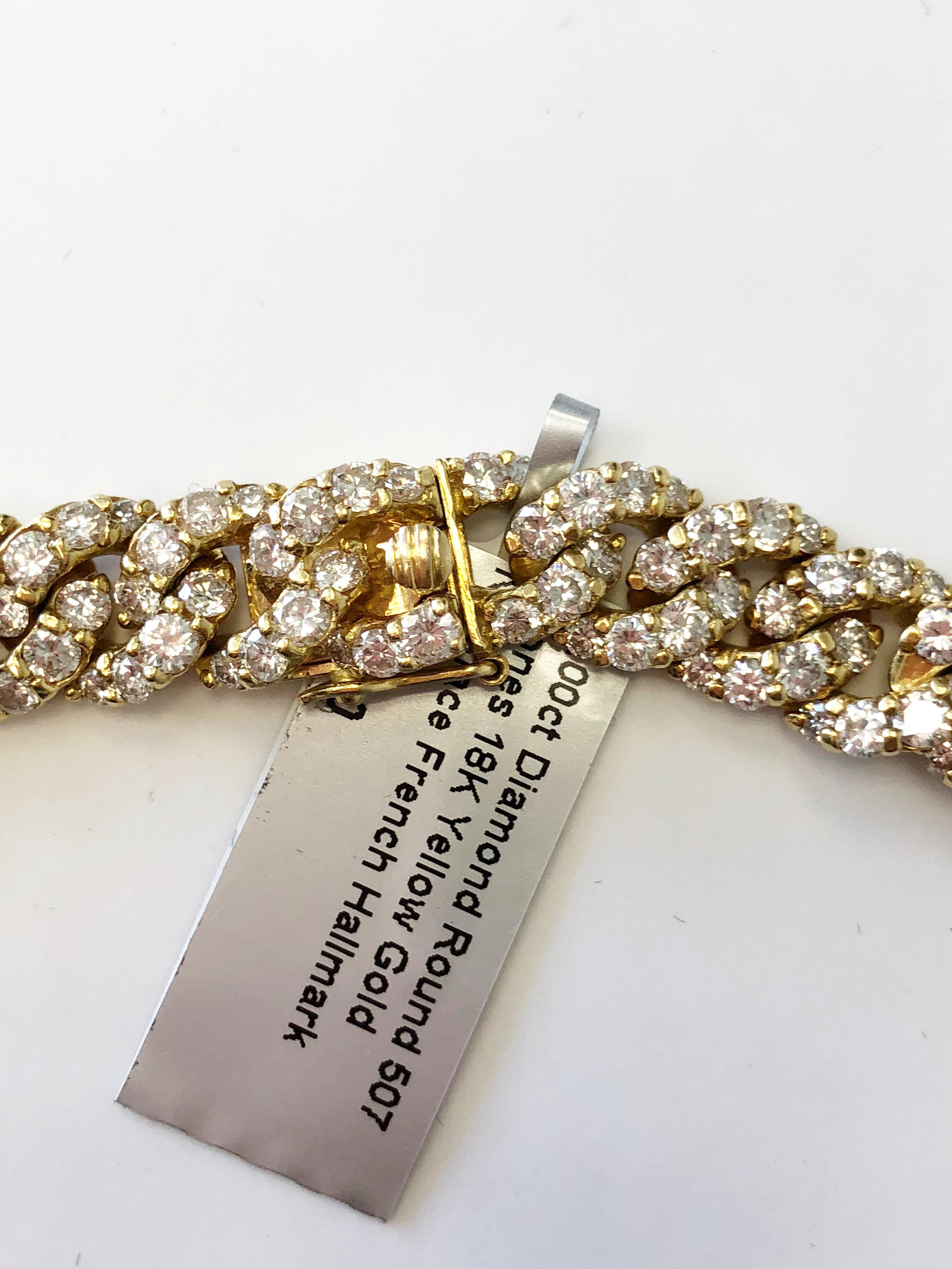 White Diamond Necklace in 18 Karat Yellow Gold In New Condition In Los Angeles, CA
