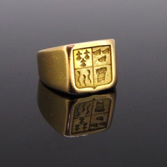 French Signet Chevaliere Yellow Gold 1940s Ring