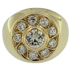 French Signet Ring Yellow Gold and Natural Diamonds