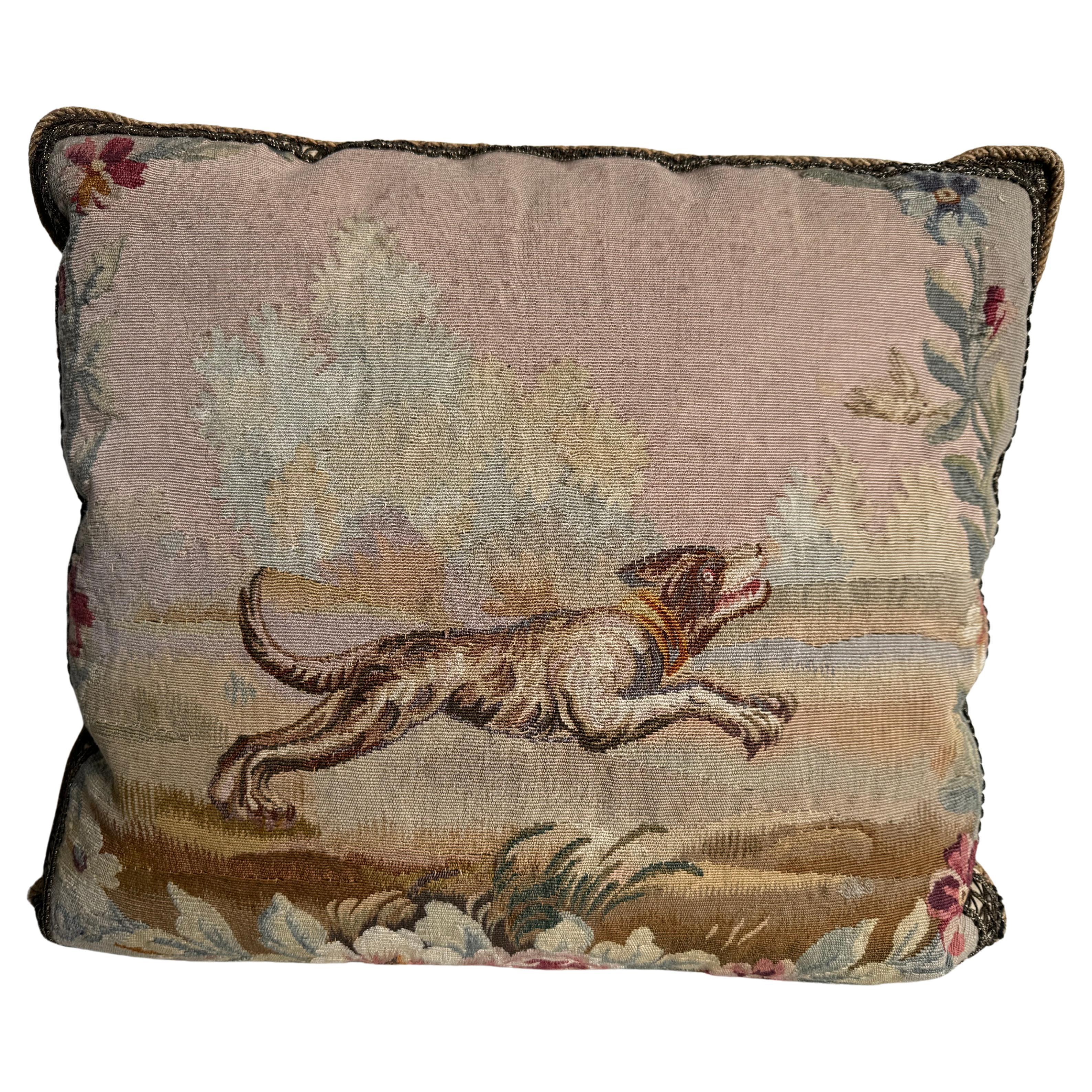 Coussin de tapisserie française en soie 1850