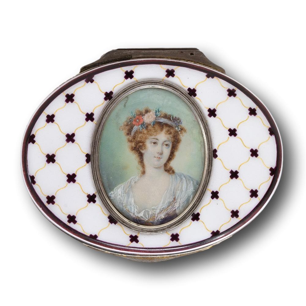 French Silver and Enamel Snuff Box Hallmarked Benjamin Wolles For Sale 3