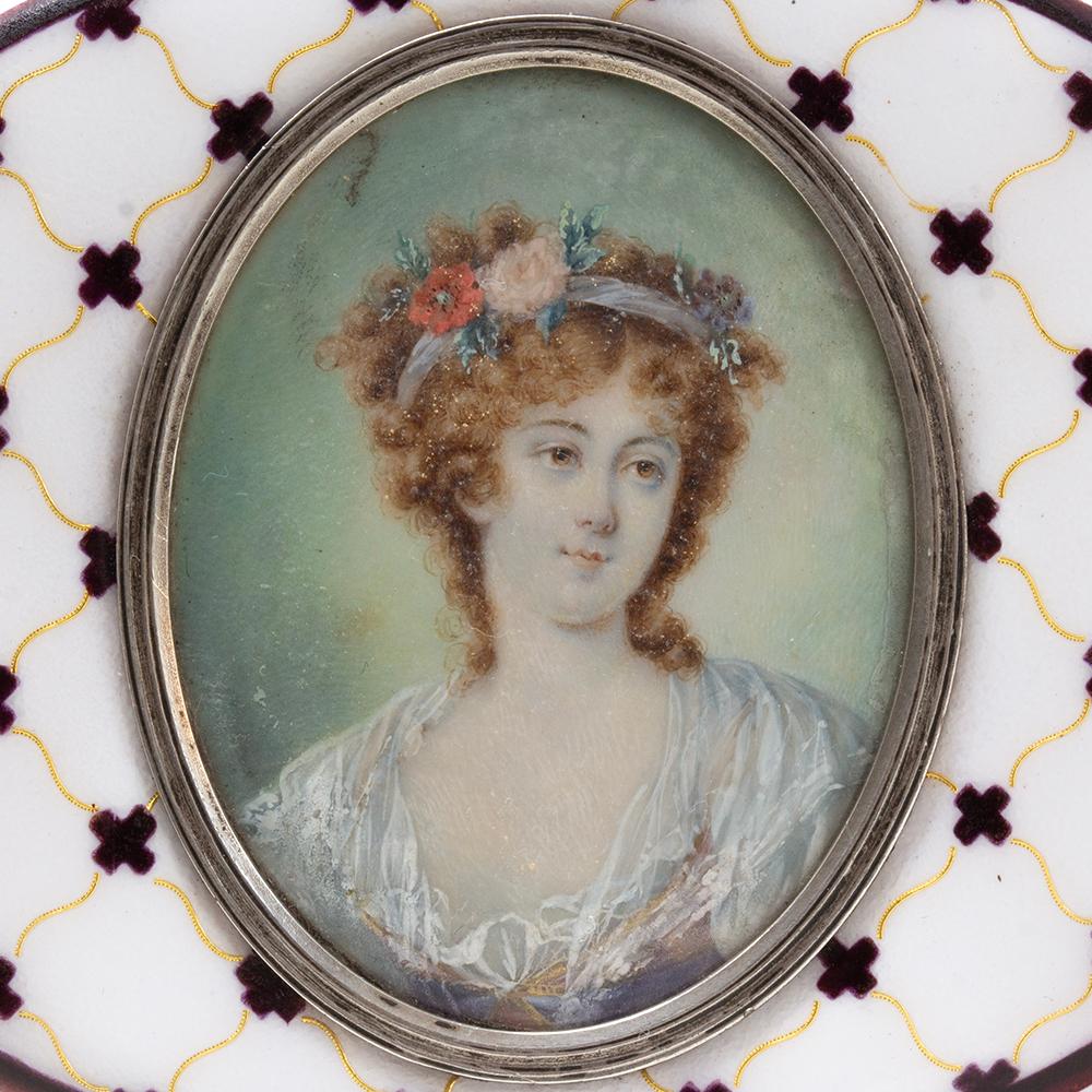 French Silver and Enamel Snuff Box Hallmarked Benjamin Wolles For Sale 2