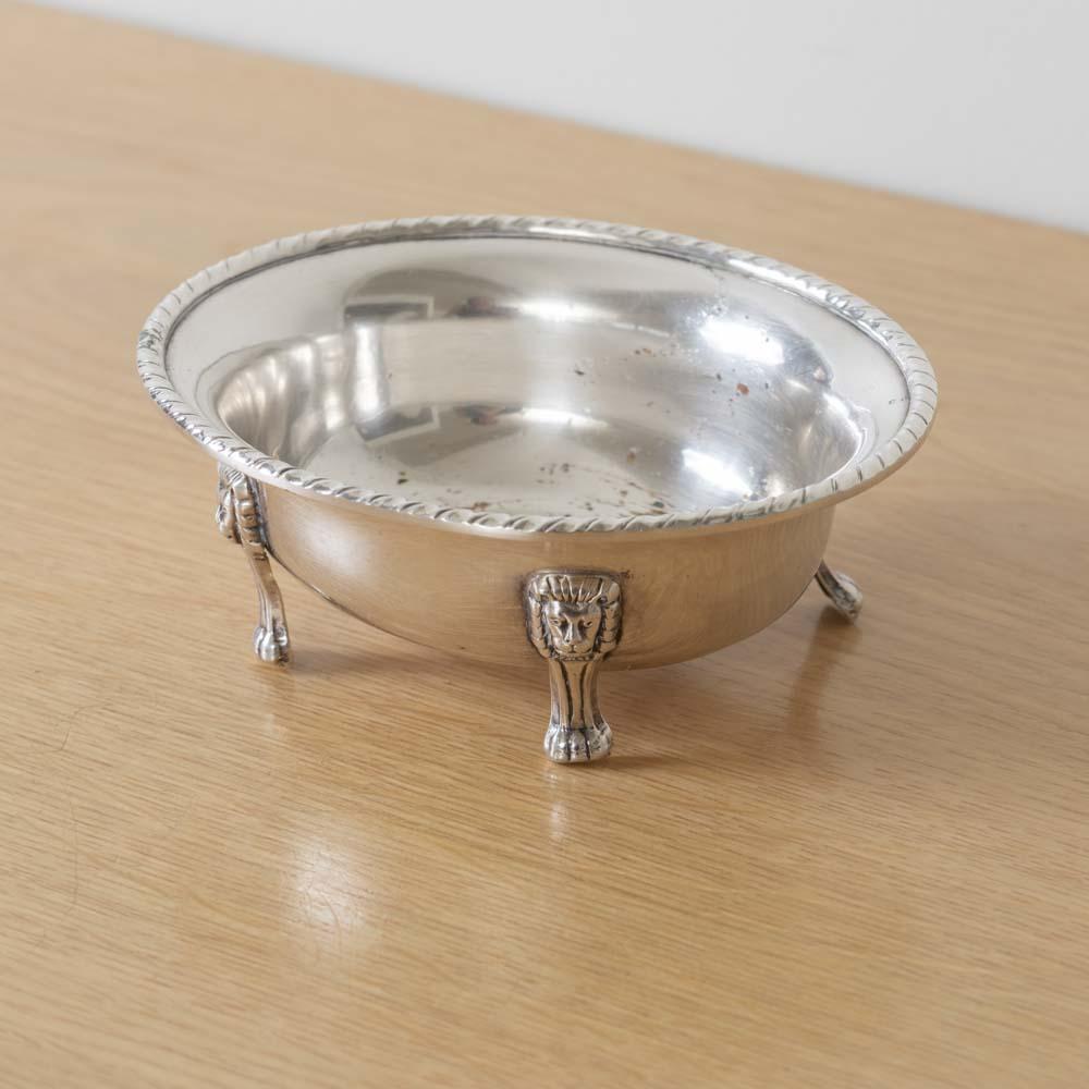 Vide Poche d'argento con piedino in vendita 4