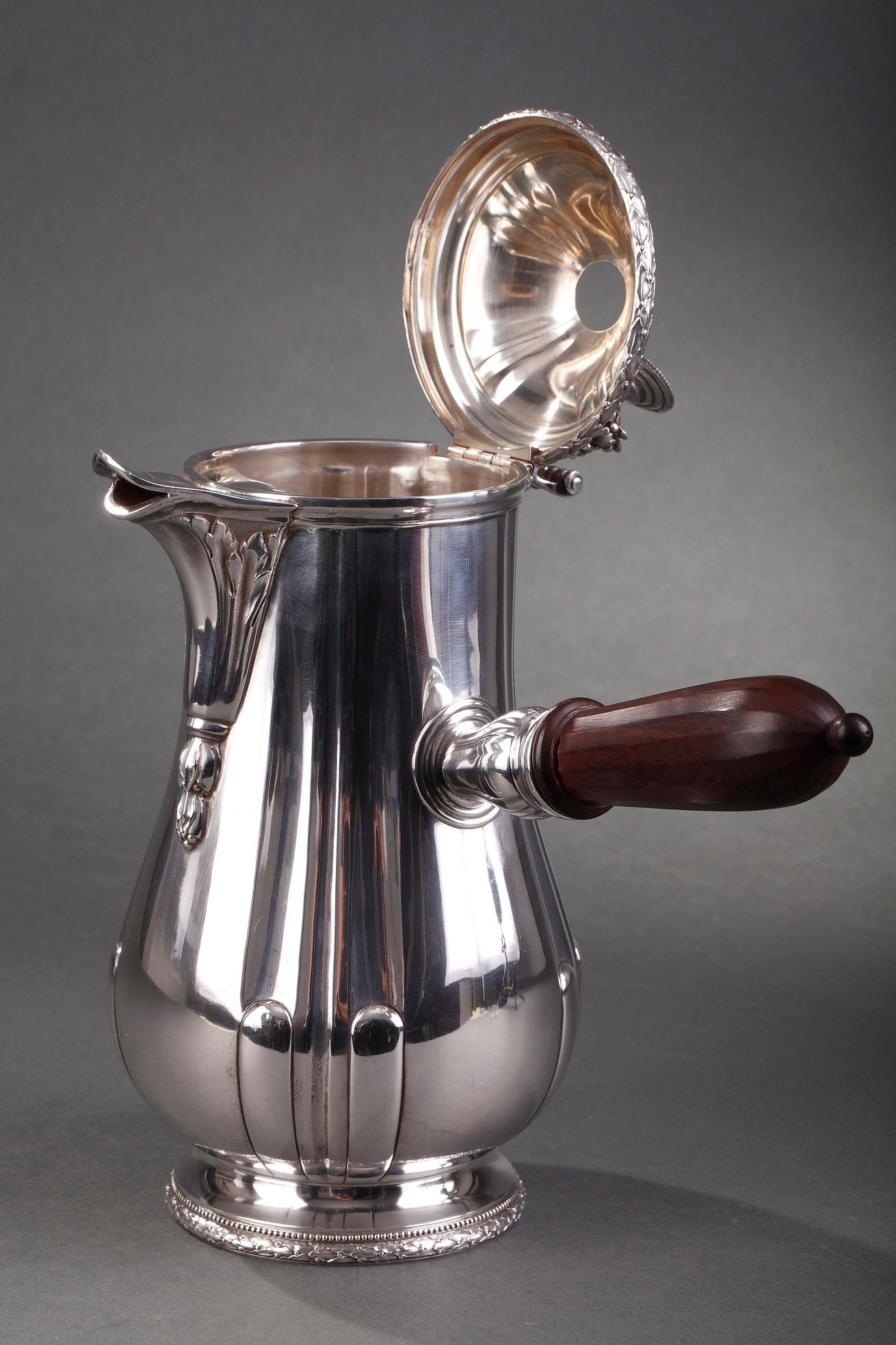 French Silver Hot Chocolate Pot or Coffee Pot, Puiforcat For Sale 7