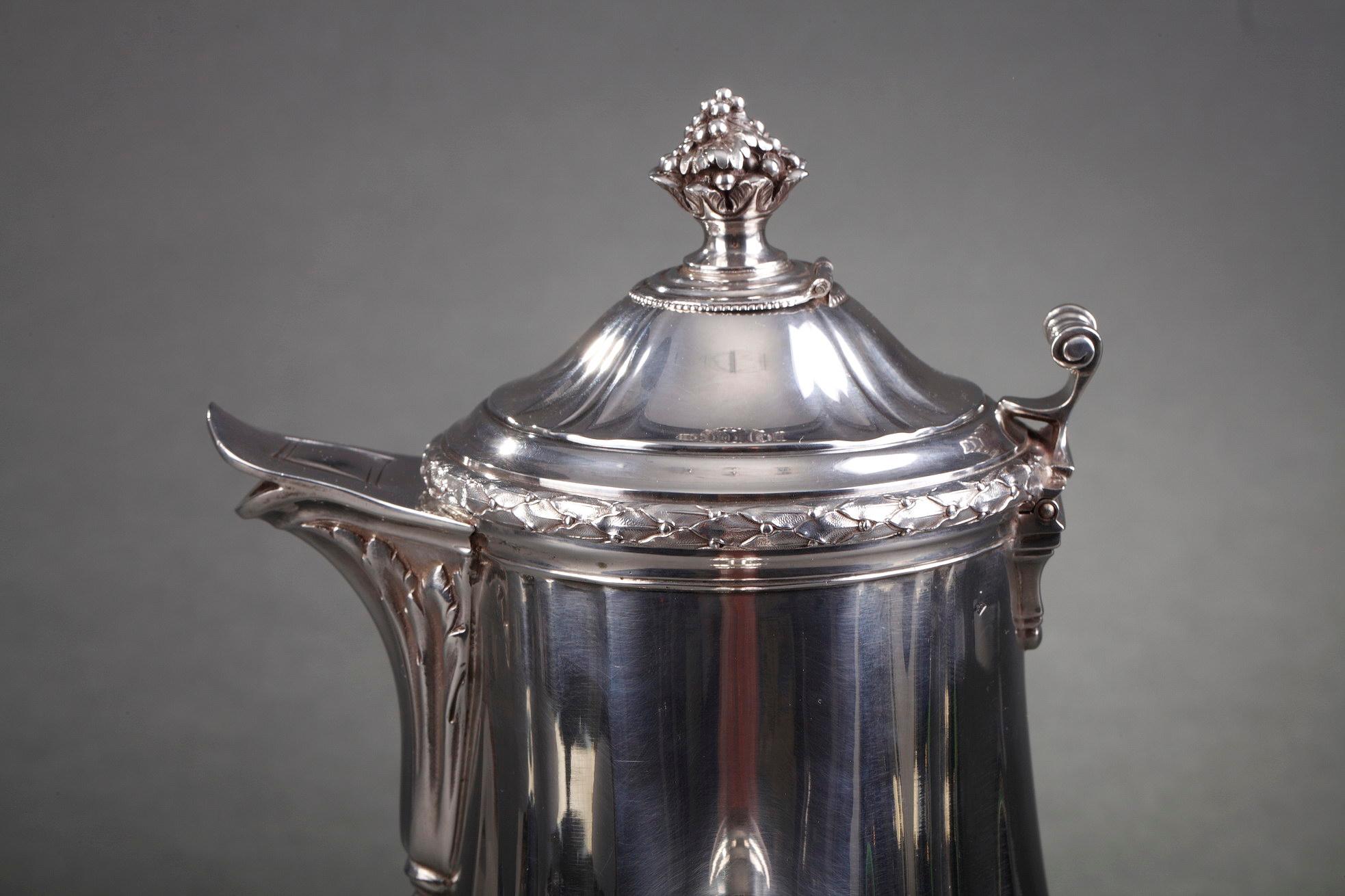 Mid-20th Century French Silver Hot Chocolate Pot or Coffee Pot, Puiforcat For Sale