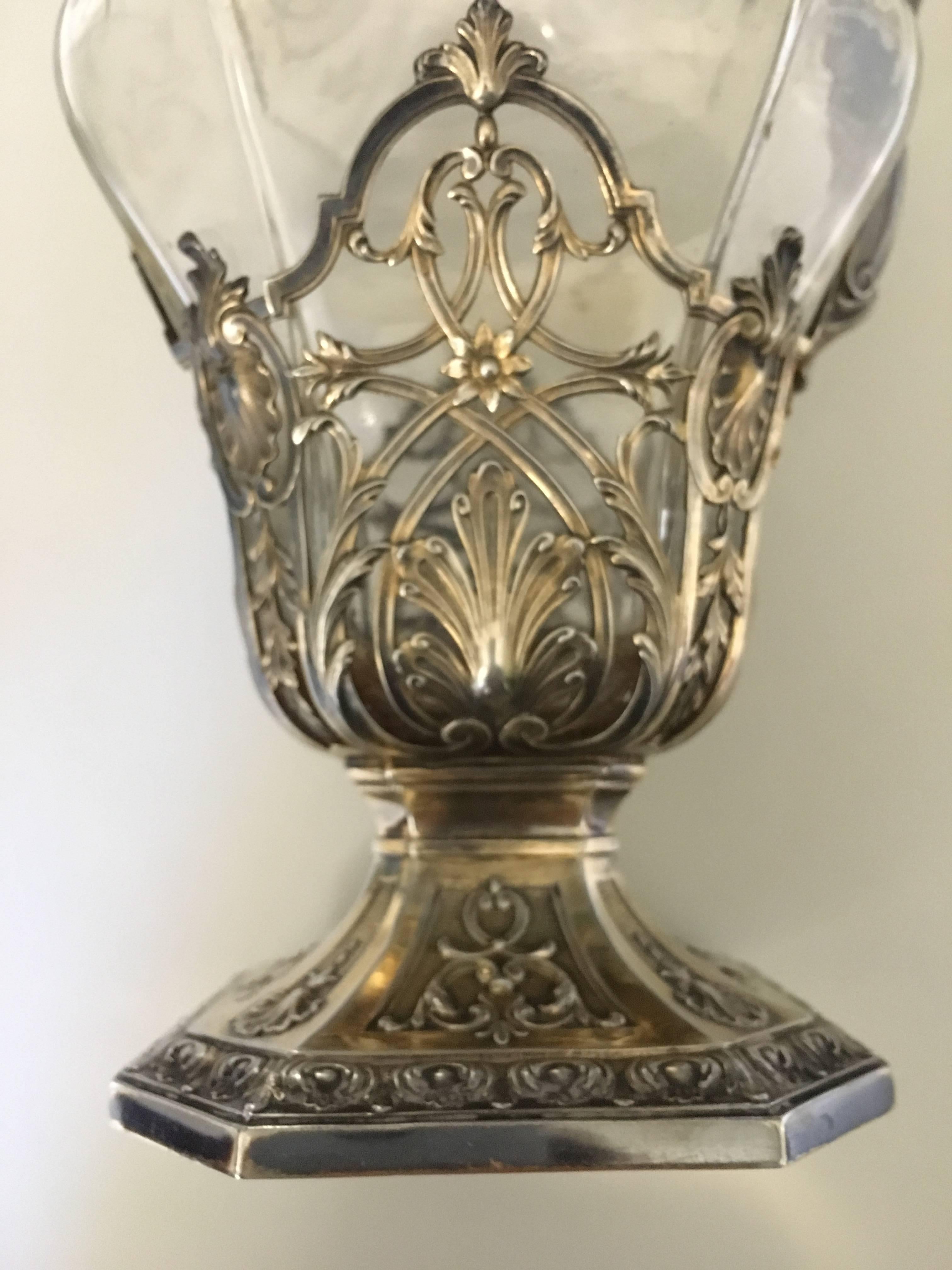 French claret jug mounted with 950 silver and engraved etched crystal, adorned with pattern Louis XVI
(gold) vermeil silver and crystal wine decanter or claret Jug ;antique French hallmarked sterling silver and engraved glass square sections ornate