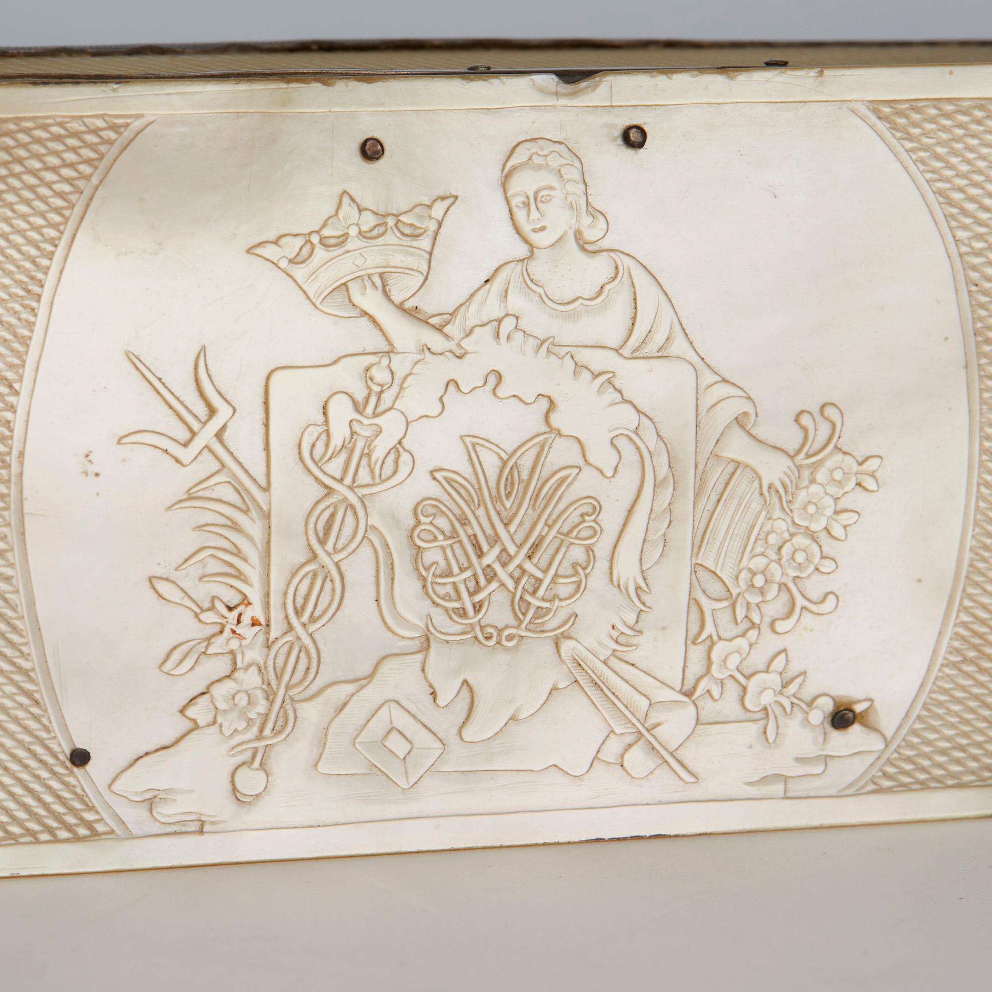 Hand-Carved French Silver Mounted Mother of Pearl Engraved Box, circa 1800 For Sale