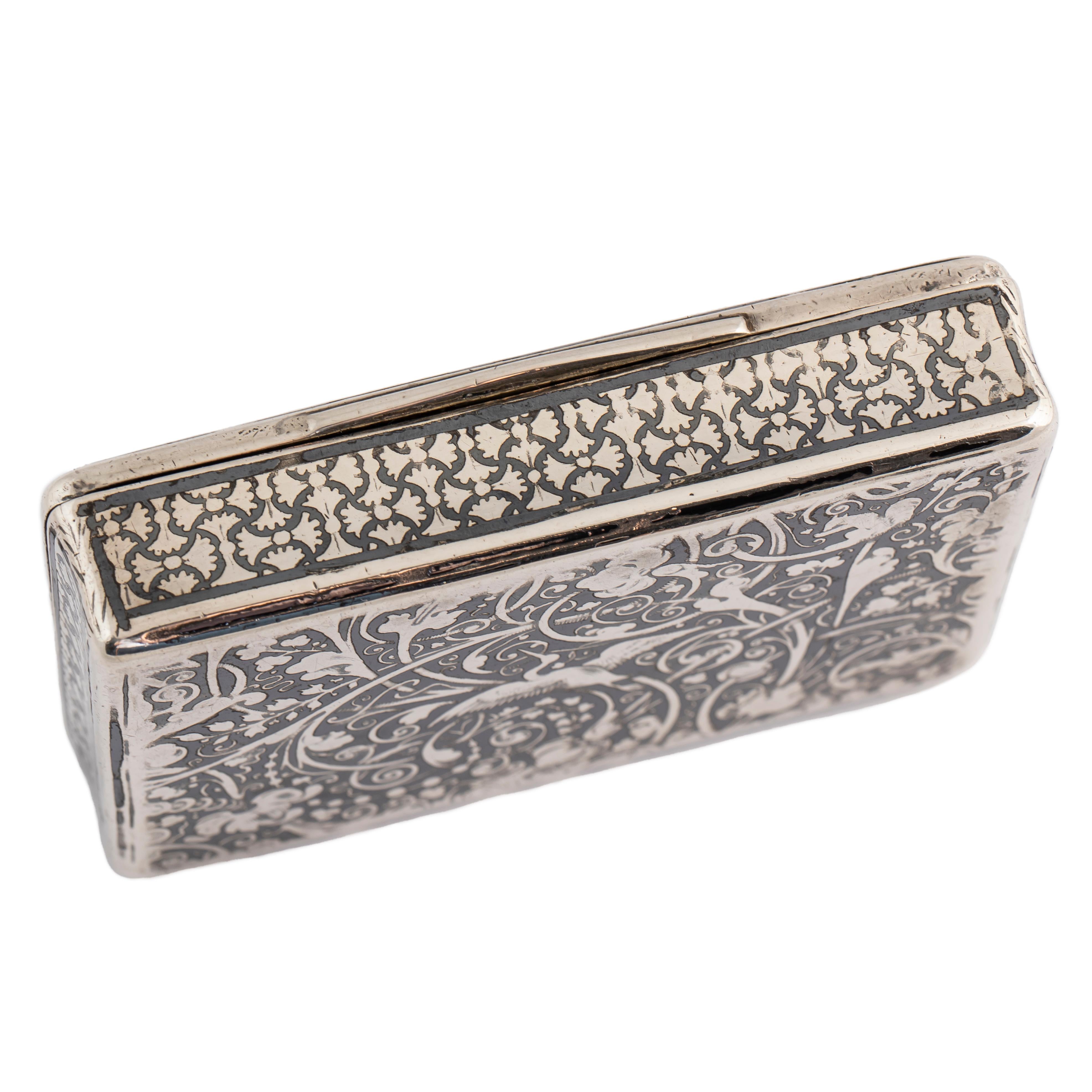 French Silver Niello Snuff Box, Hunting Scene, Early 19th Century For Sale 1