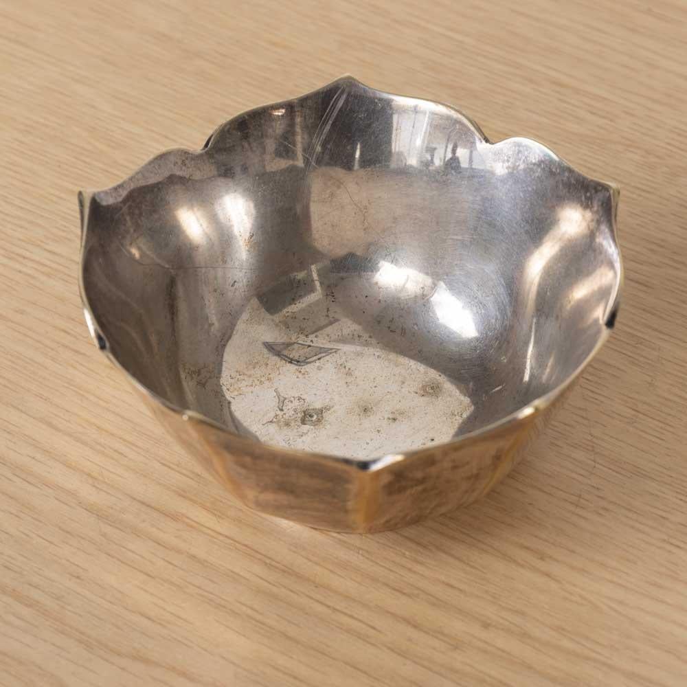 Ciotola a petali in argento francese in vendita 1