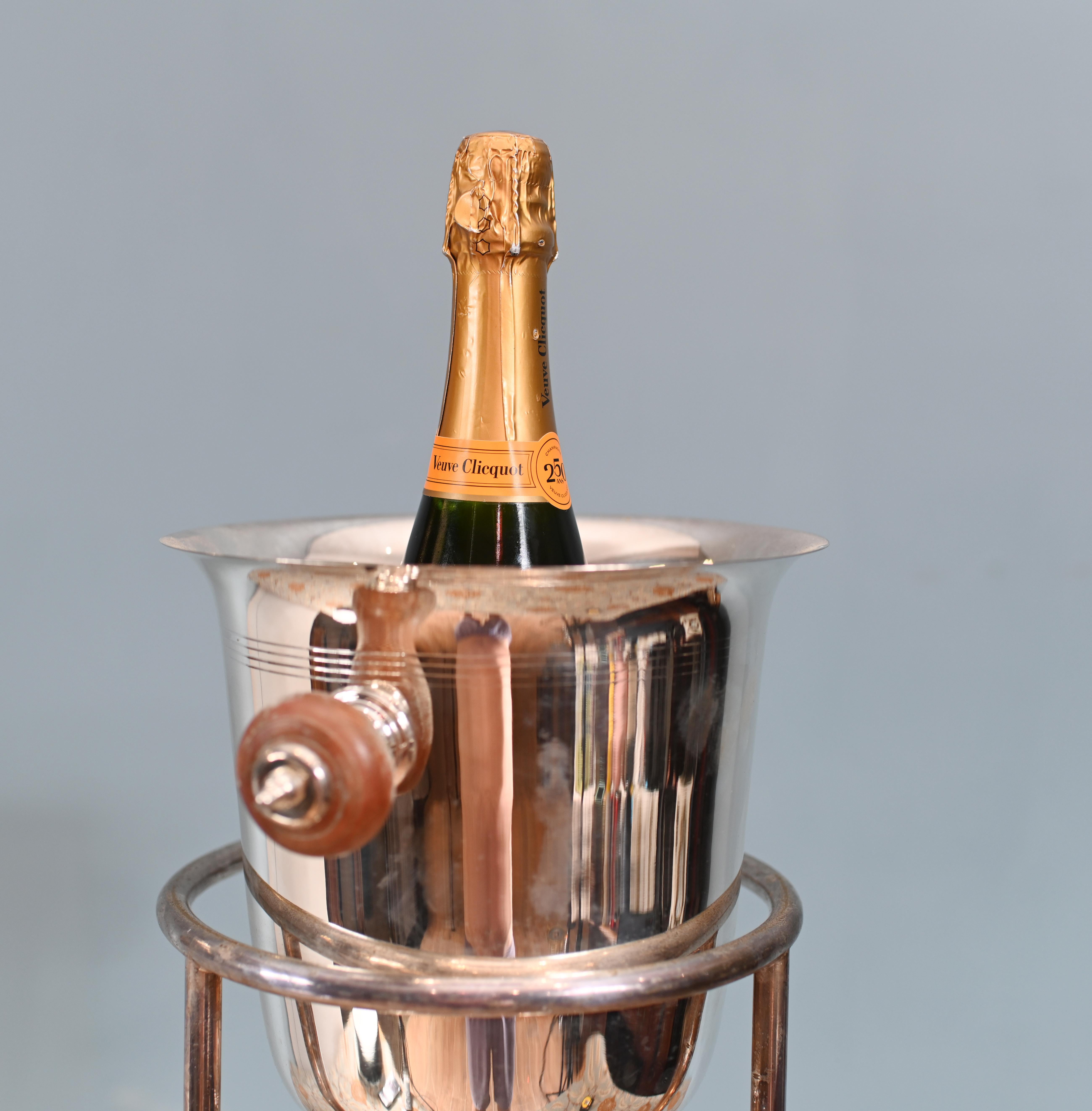 Secchiello porta champagne francese in argento per raffreddare il vino in vendita 1