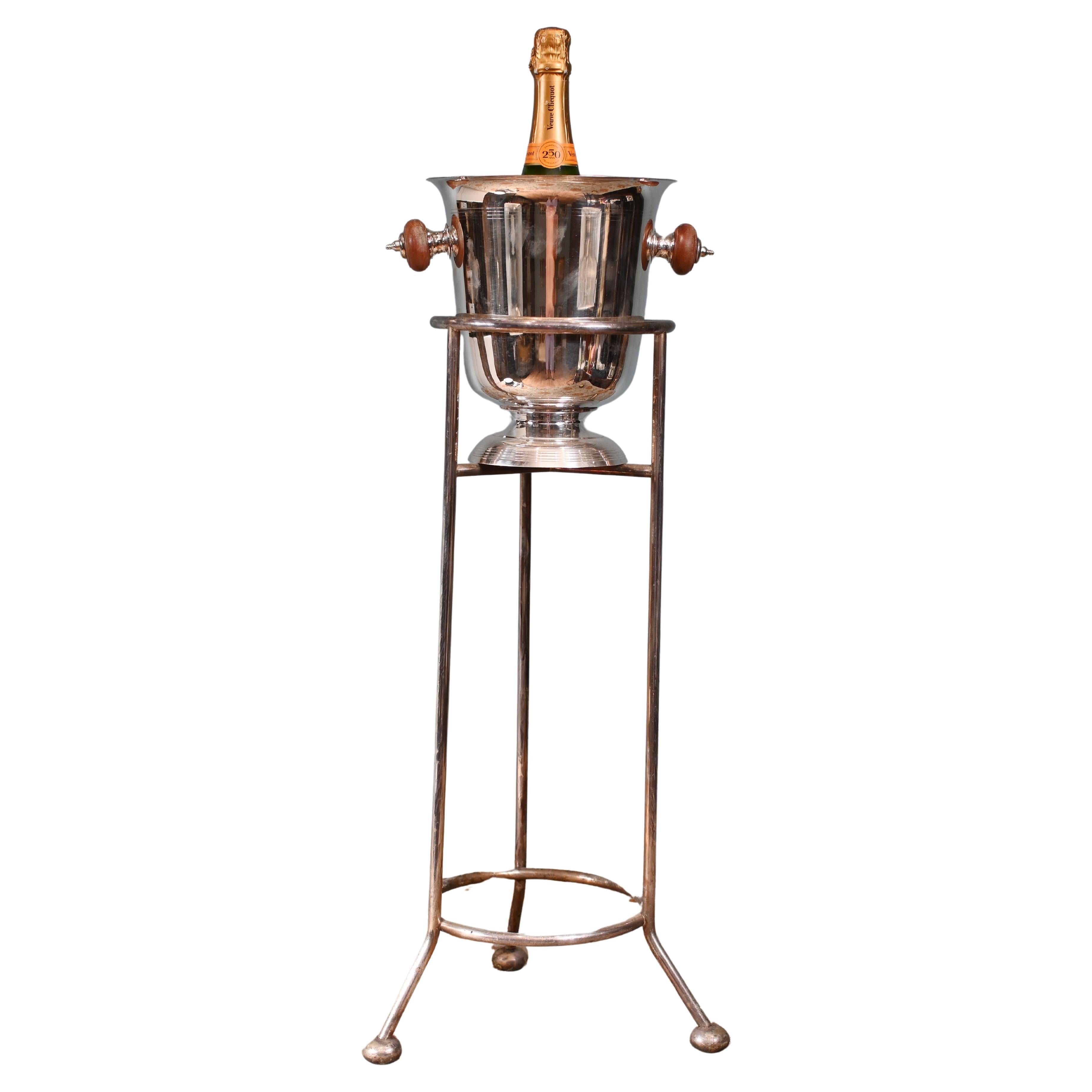 Secchiello porta champagne francese in argento per raffreddare il vino in vendita