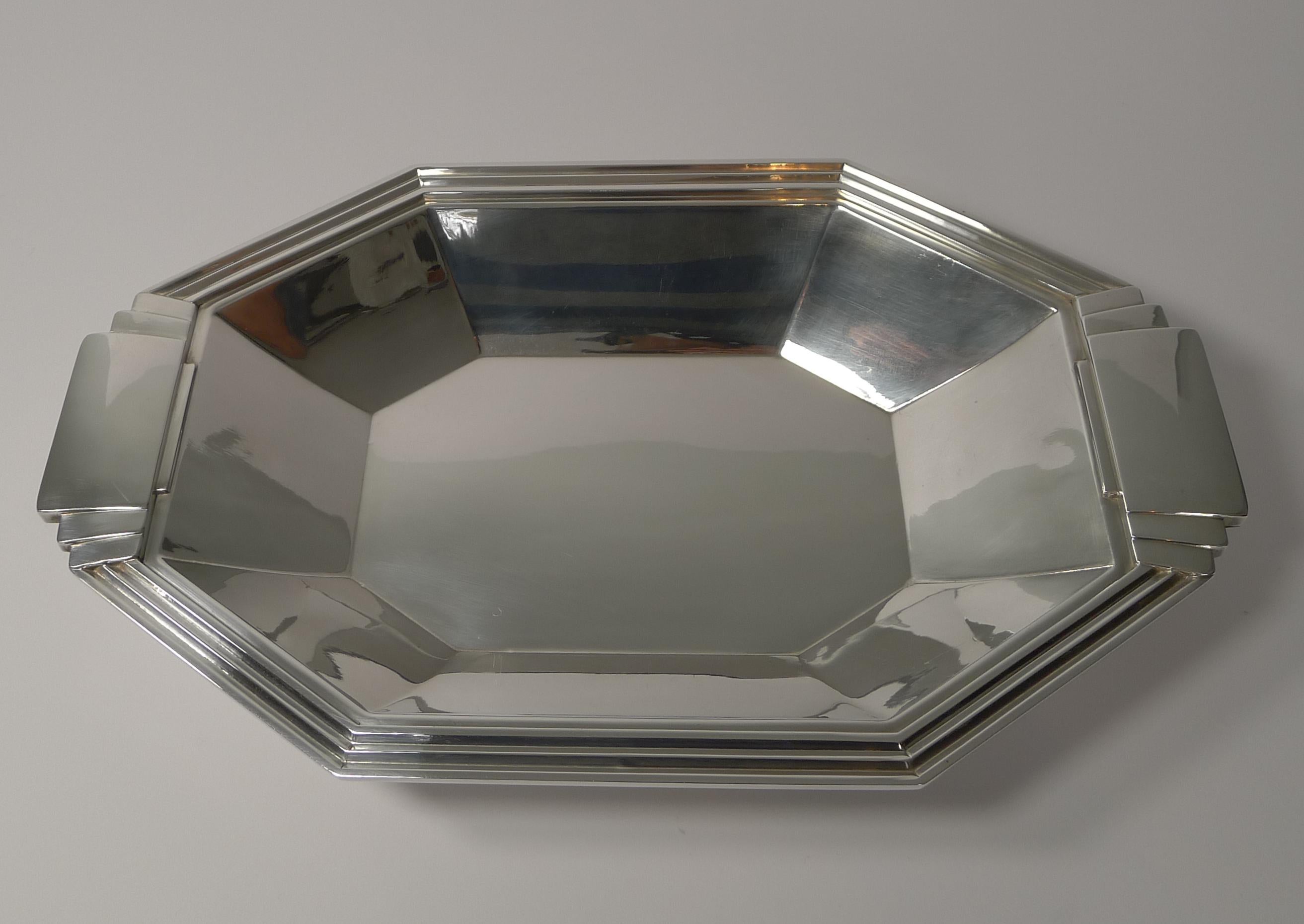 French Silver Plated Art Deco Bread Basket / Bowl by Apollo Orfevrerie In Good Condition In Bath, GB