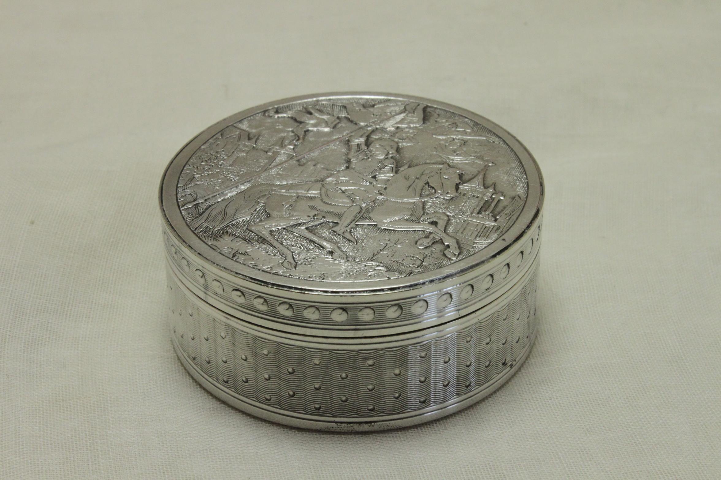 French Silver Plated Box with Joan of Arc Motif In Good Condition In East Geelong, VIC