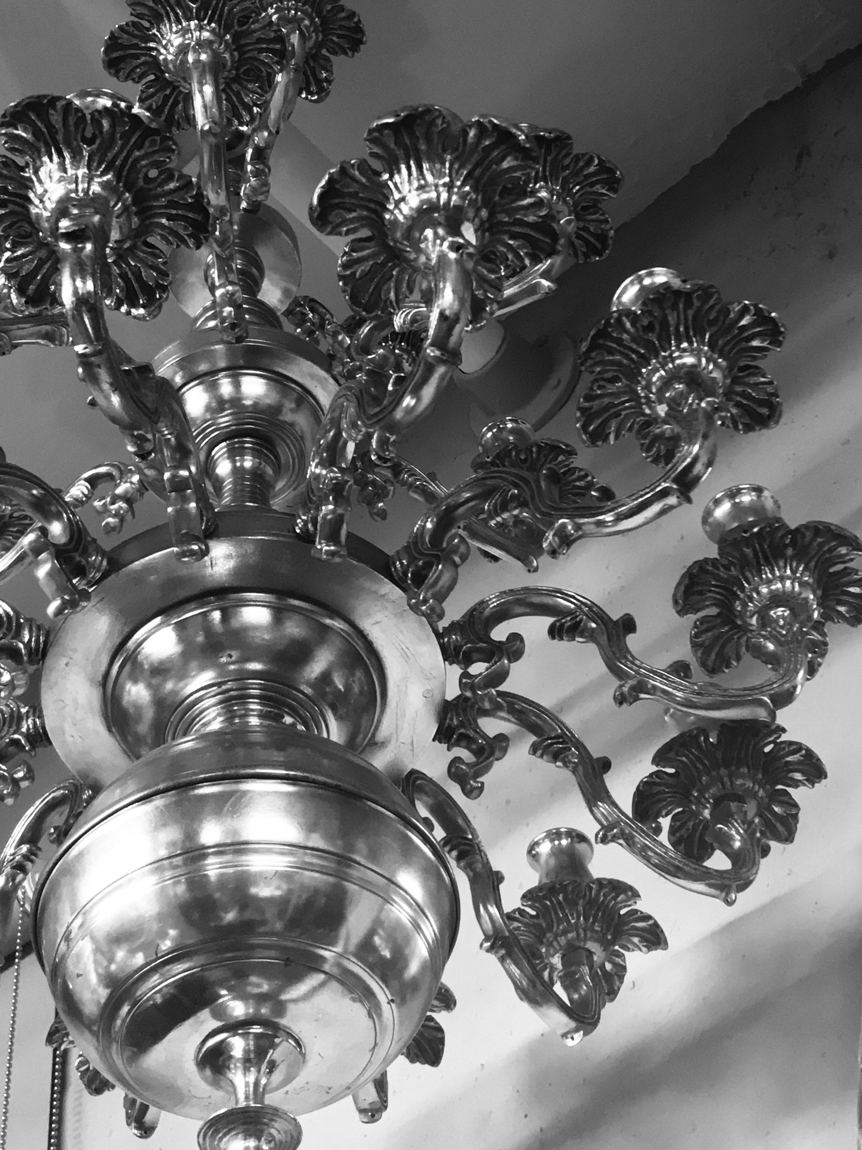 French Silver Plated Bronze Chandelier In Good Condition In London, GB