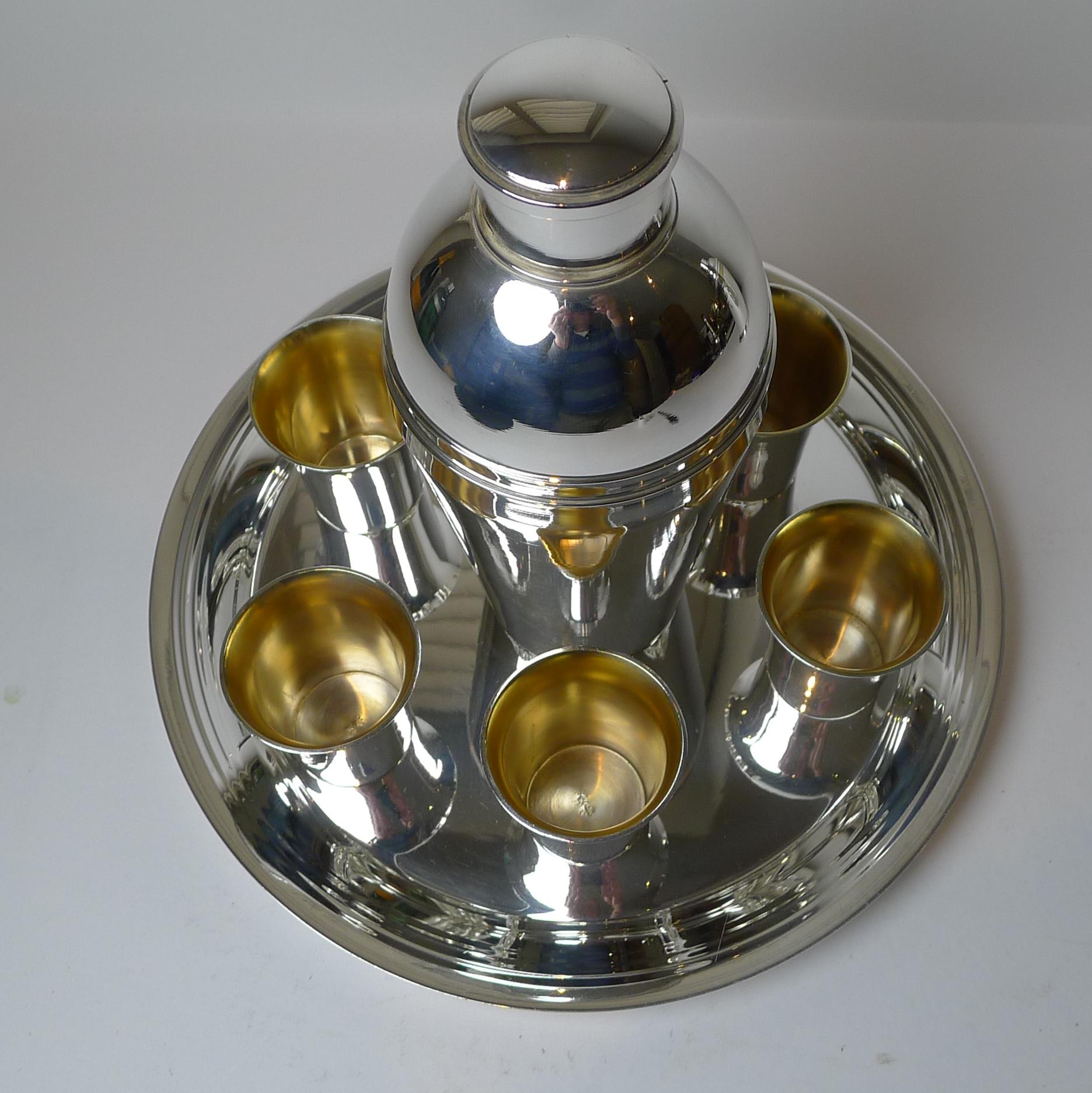 French Silver Plated Cocktail Shaker Set With Tray and Cups c.1940 For Sale 1