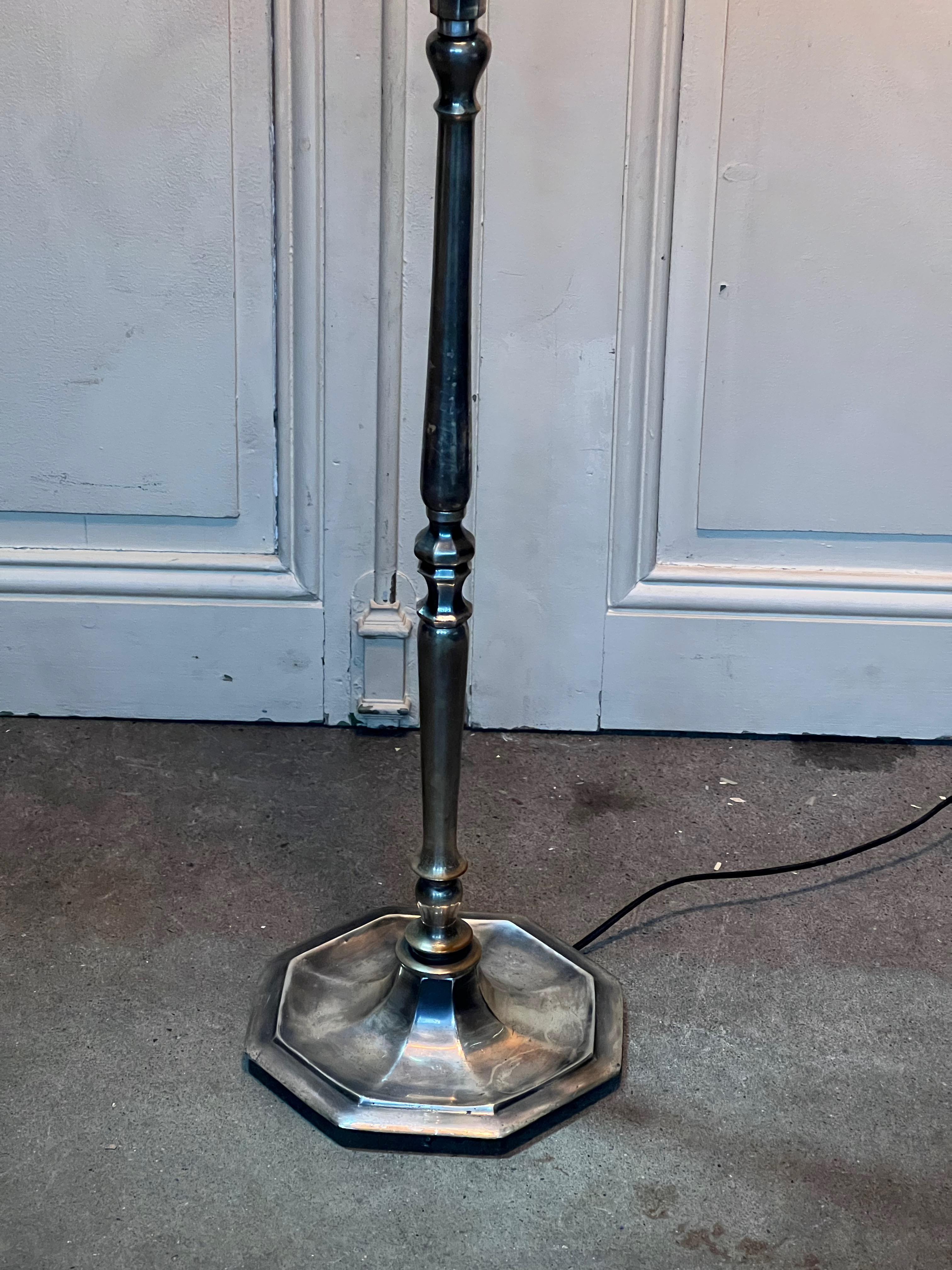 French Silver Plated Floor Lamp with Shaped Base In Good Condition In Buchanan, NY