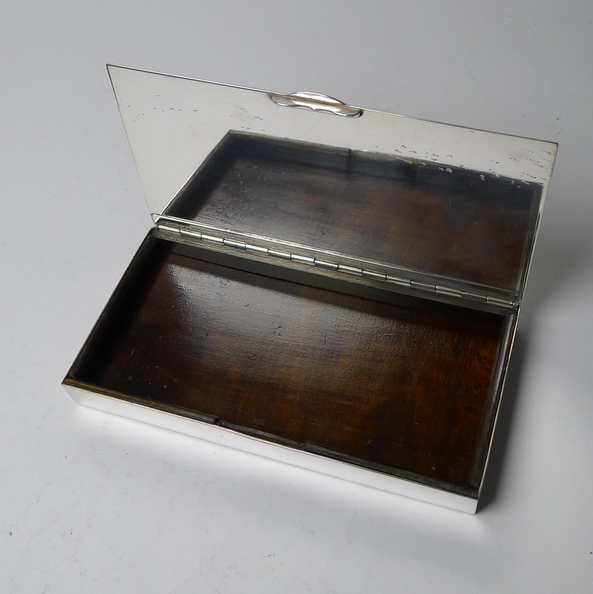 Mid-20th Century French Silver Plated Modernist Box by Deschamps Freres, Paris, C.1950