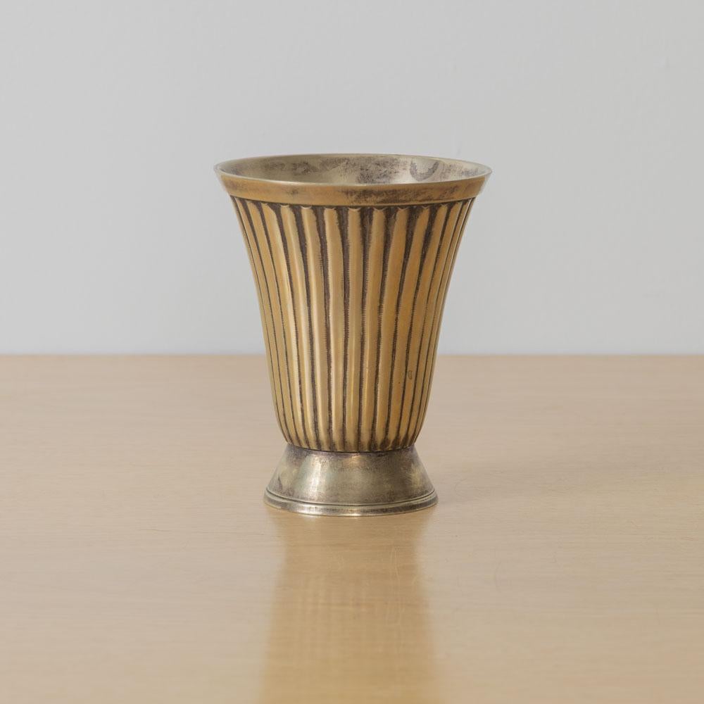 Vaso francese a coste in argento In condizioni buone in vendita a Los Angeles, CA