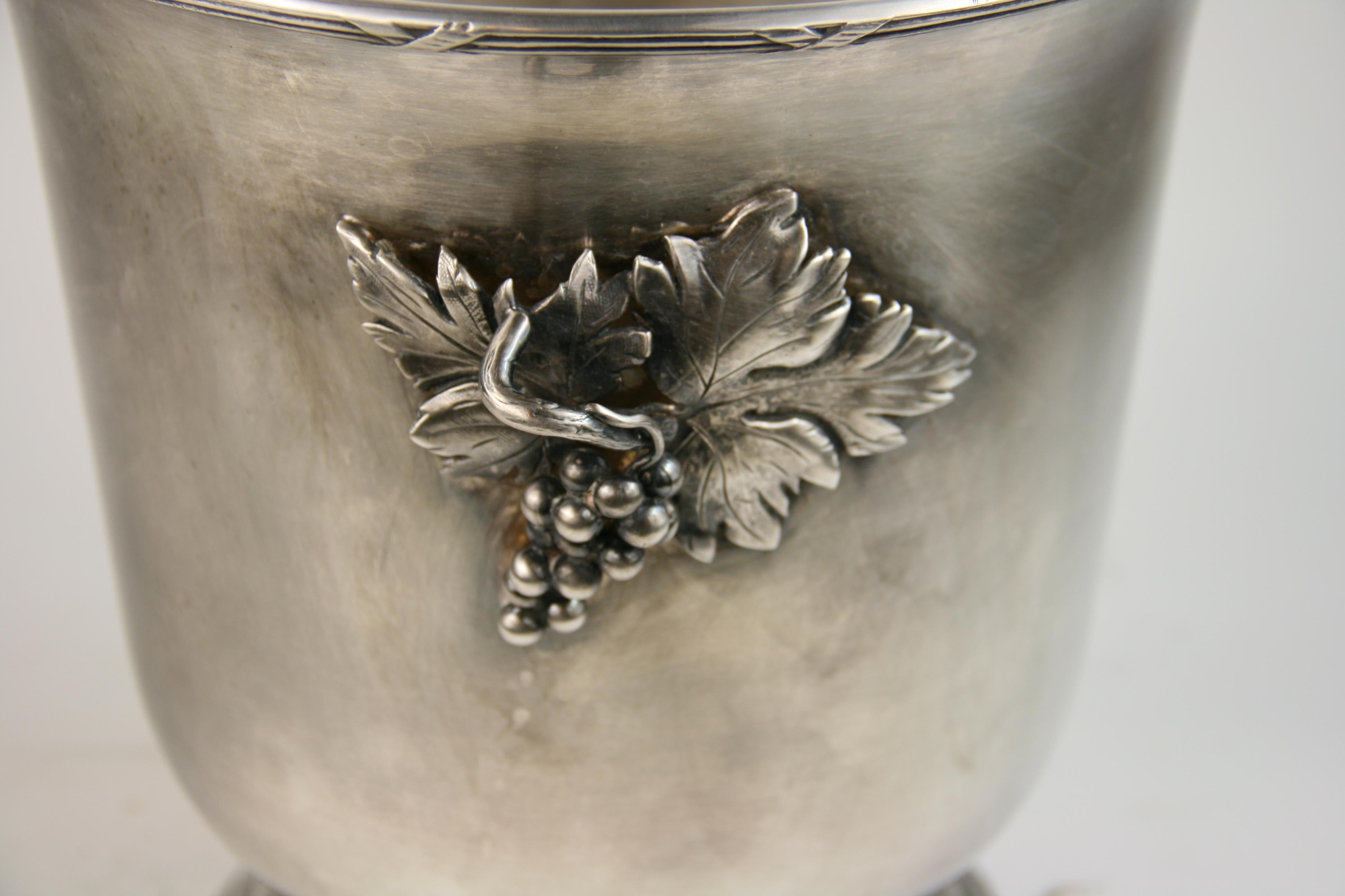 French Silver Wine Cooler /Ice bucket , circa 1920 In Good Condition In Douglas Manor, NY