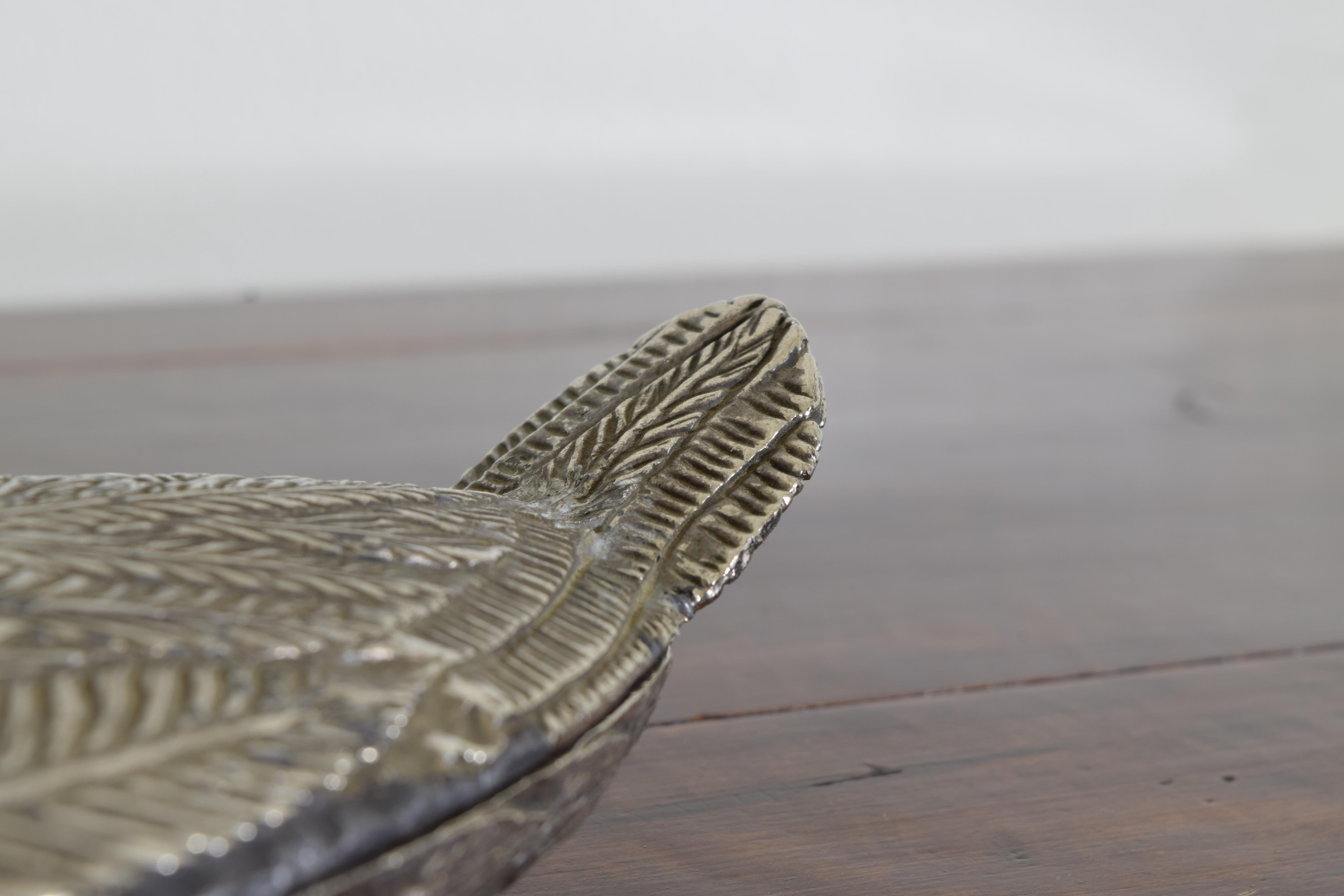 Französische versilberte, liegende Entenschachtel aus Messing, frühes 20. Jahrhundert im Zustand „Gut“ im Angebot in Atlanta, GA