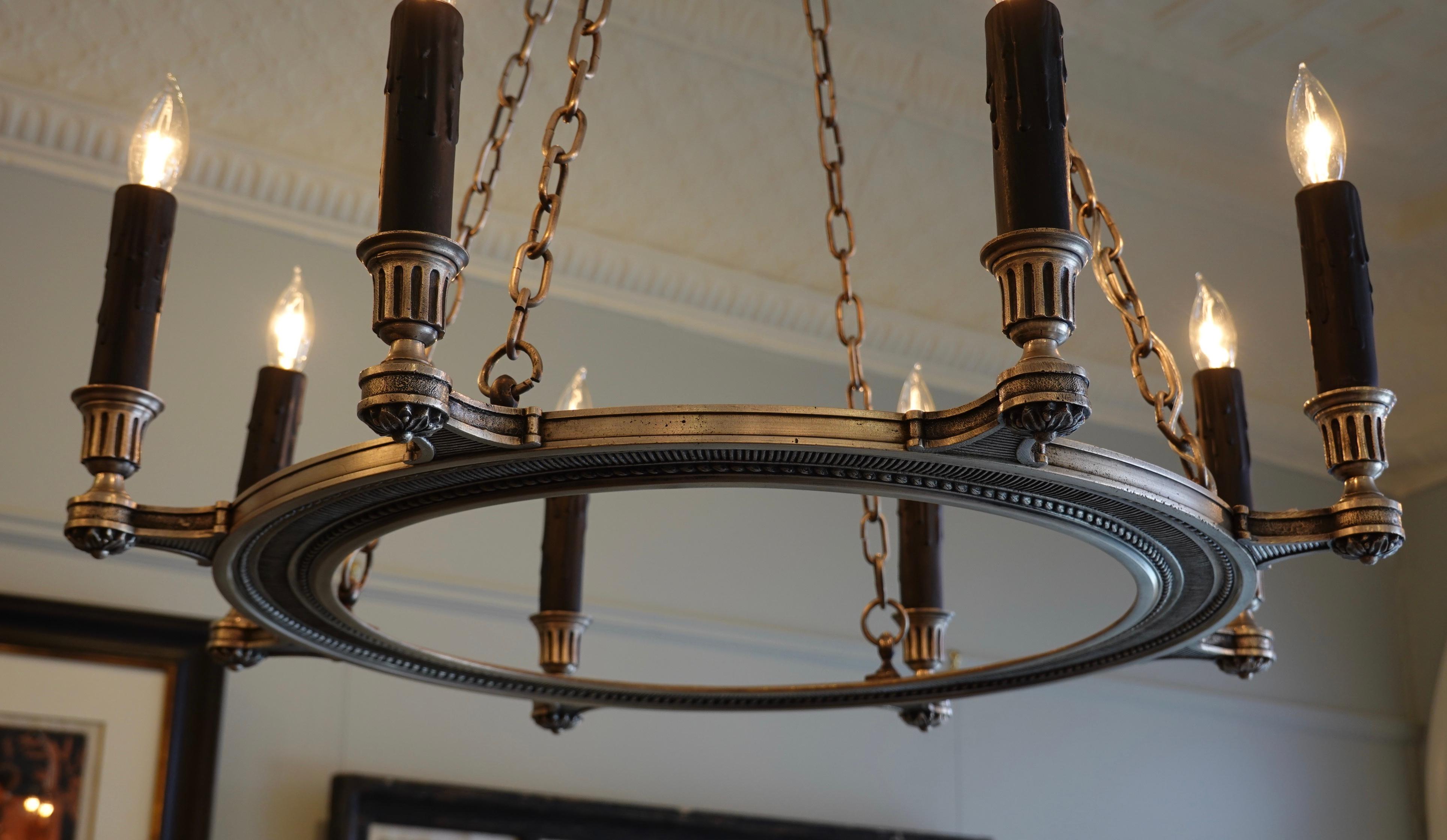 French Silvered-Bronze Neoclassical Chandelier For Sale 8