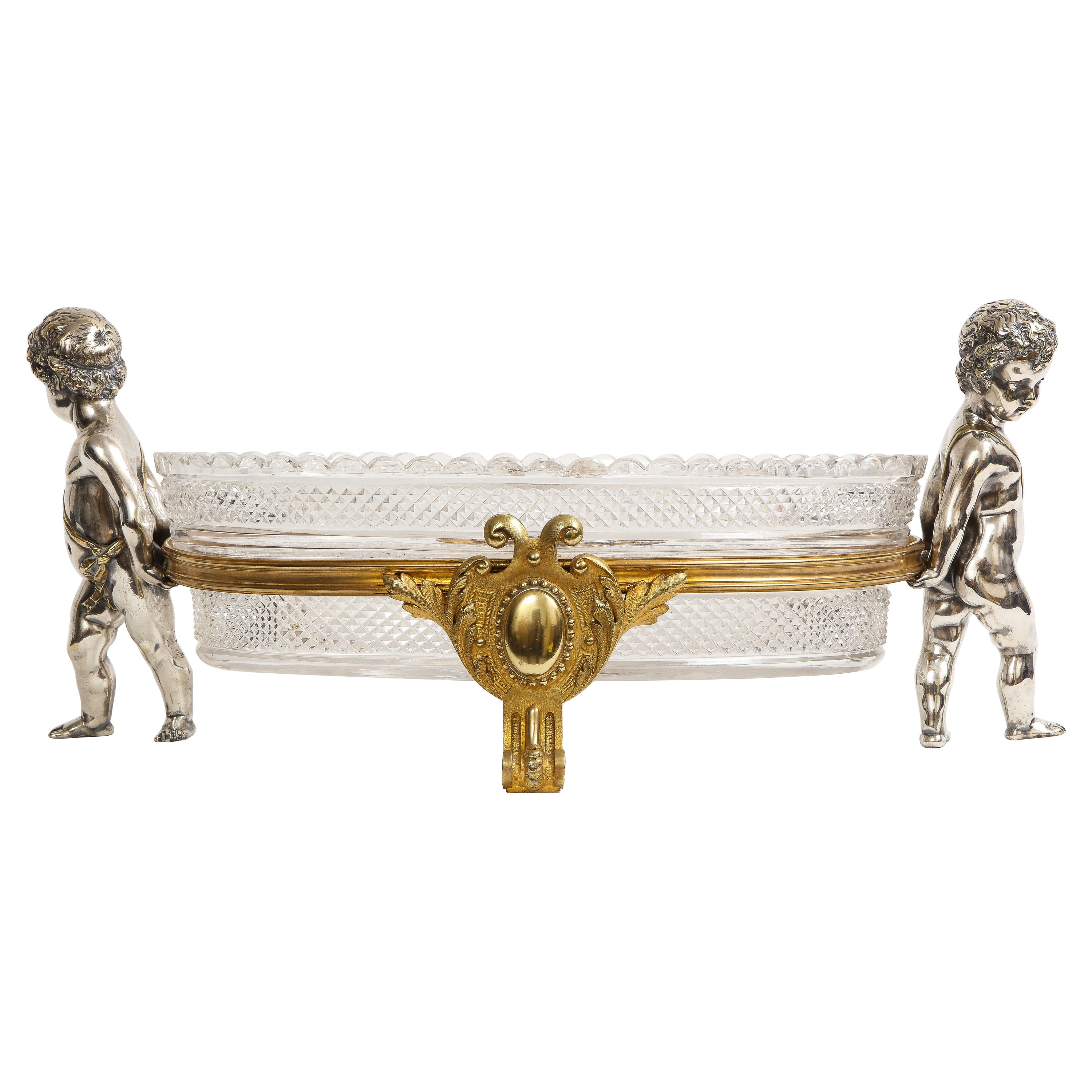 Französisch versilbert & vergoldete Bronze Putti montiert Kristall Tafelaufsatz Baccarat, 1800s