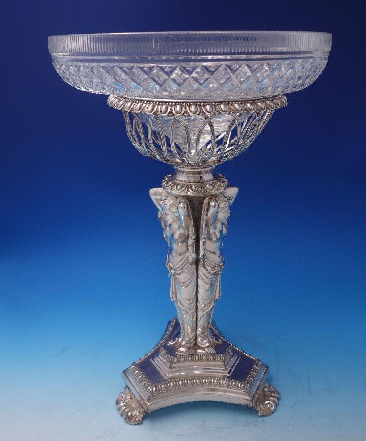 Provincial français Paire de centres de table en cristal taillé en métal argenté français avec bols pour femmes Art Nouveau n° 5053 en vente