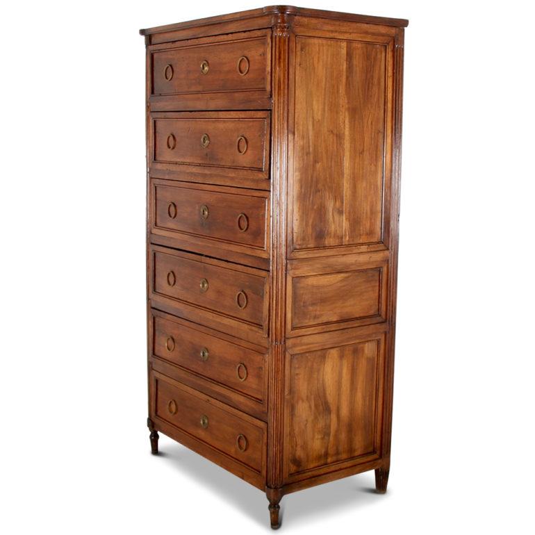 French Six-Drawer Chest In Good Condition In Vancouver, British Columbia