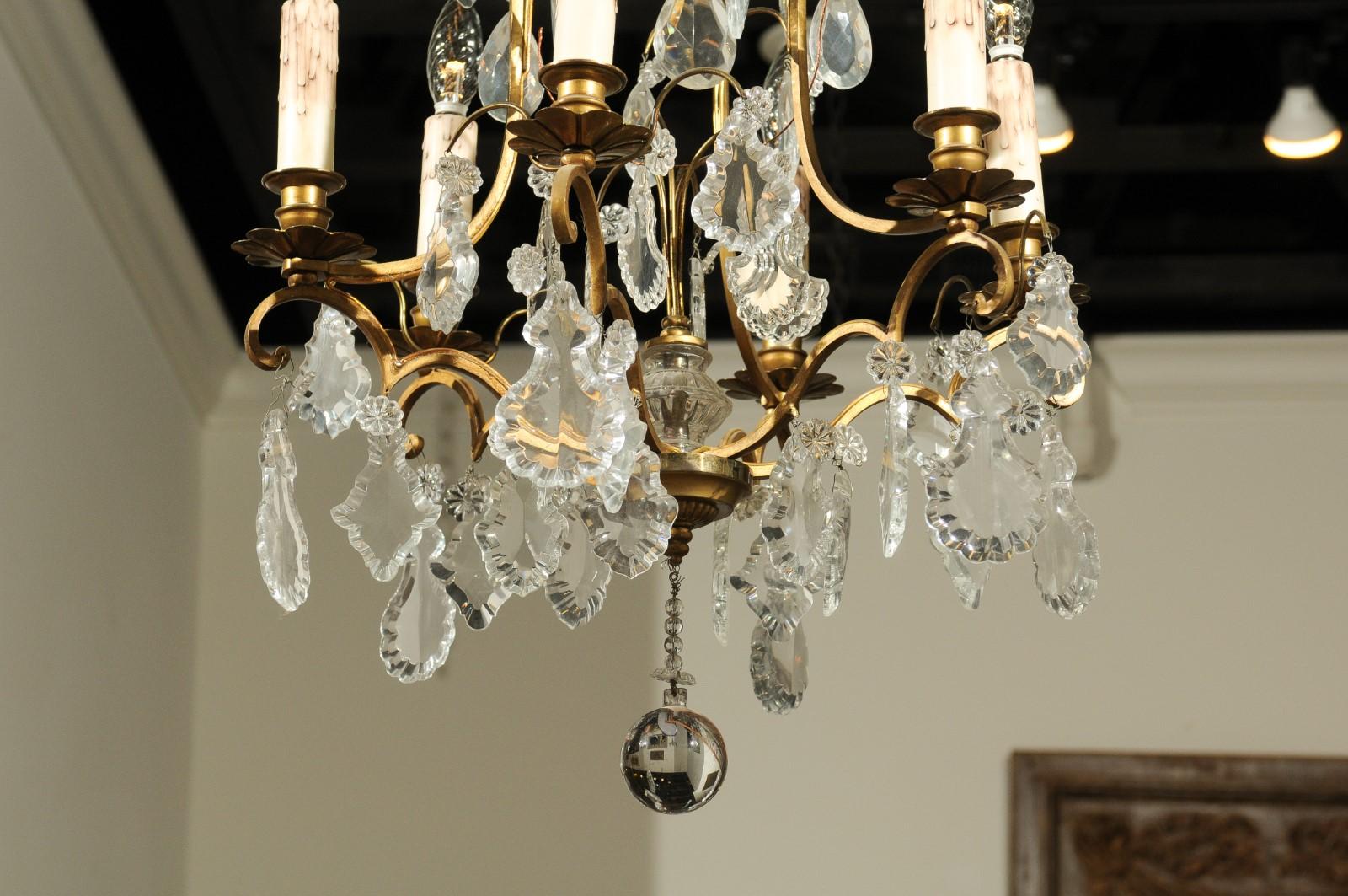 19th Century French Six-Light 1890s Crystal Chandelier with Brass Armature and Pendeloques For Sale