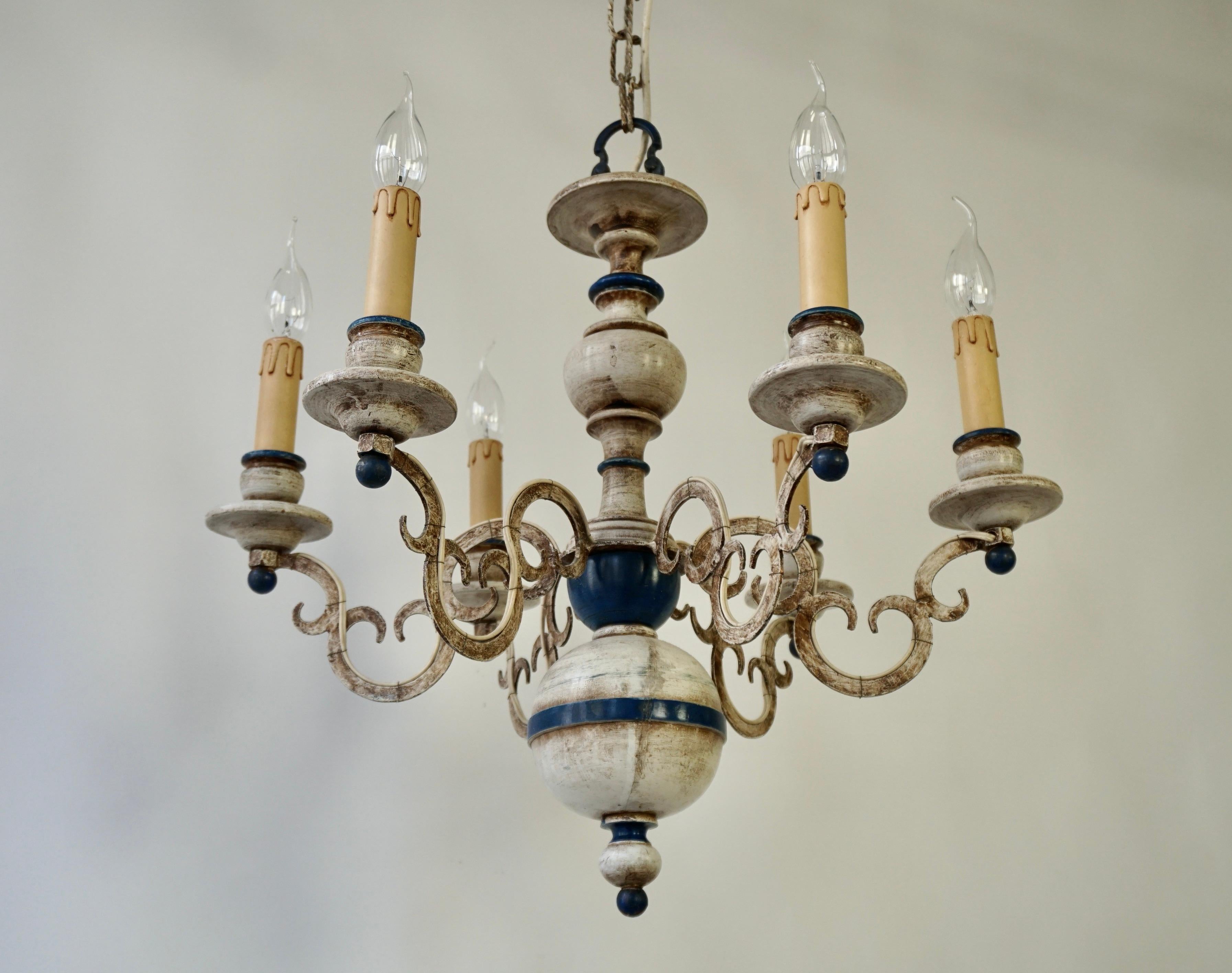 French Six-Light Painted Wood and Metal Chandelier with Warm White & Blue Tones For Sale 3