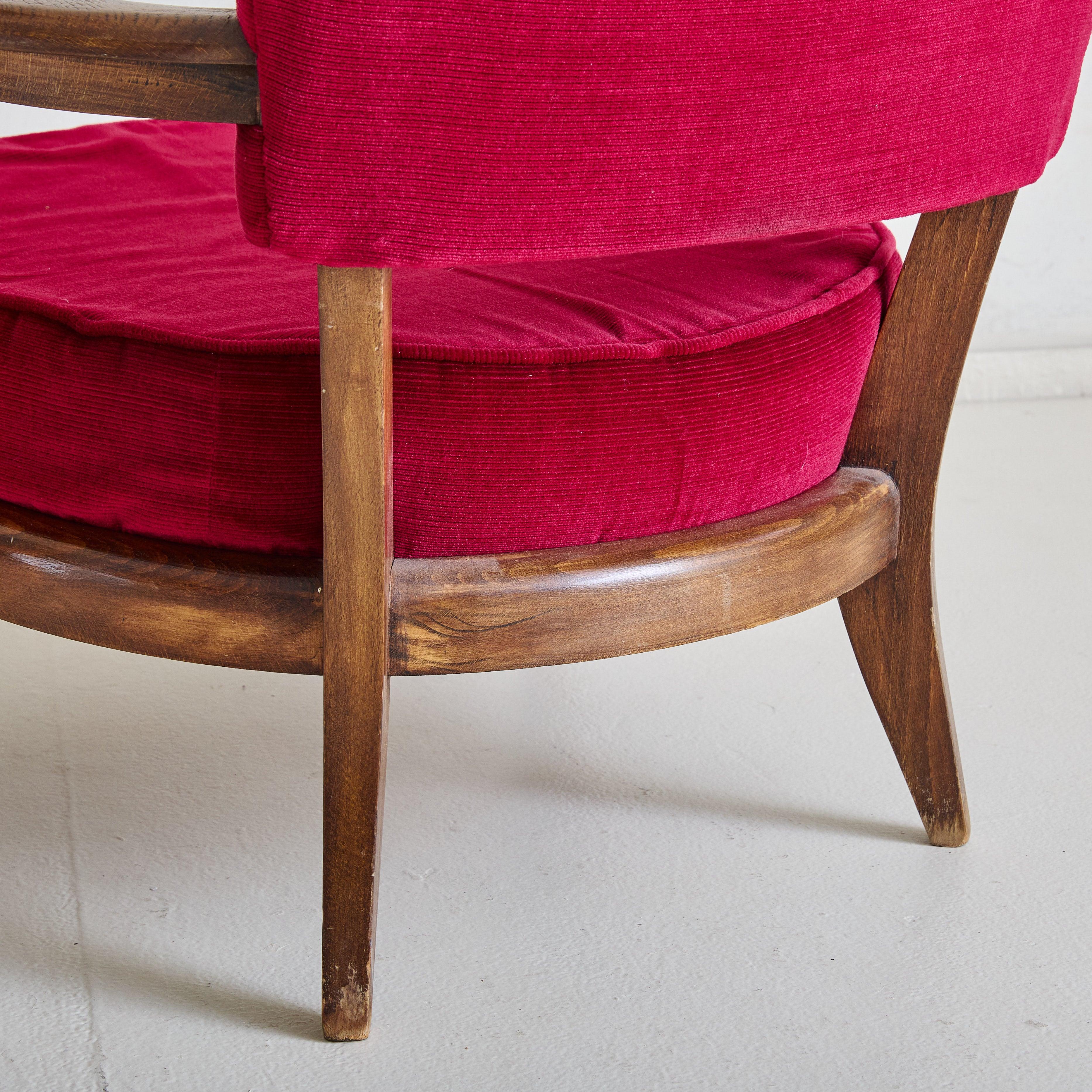 French ‘SK40’ Lounge Chair in Red Upholstery by Etienne-Henri Martin for Steiner For Sale 5