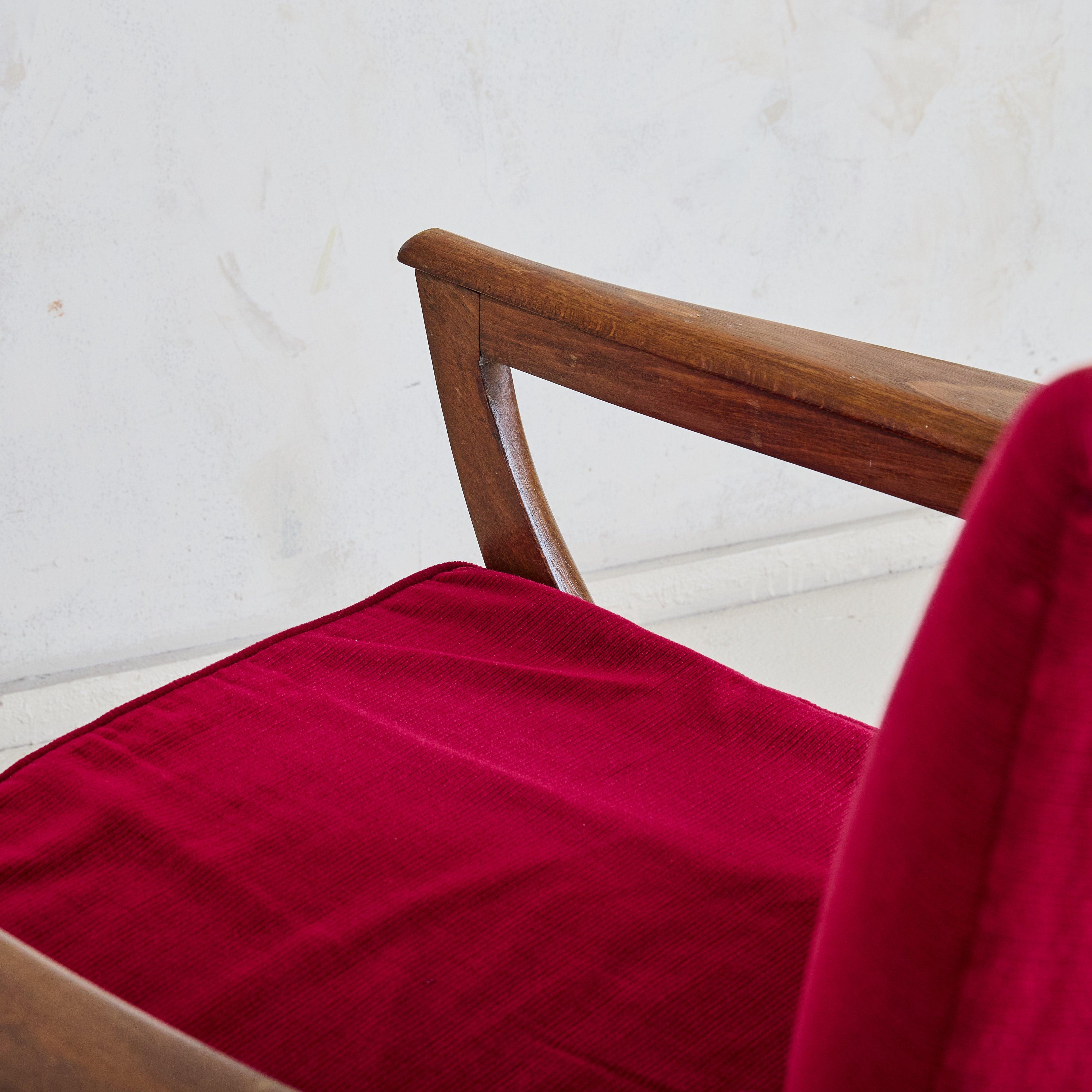 French ‘SK40’ Lounge Chair in Red Upholstery by Etienne-Henri Martin for Steiner For Sale 6