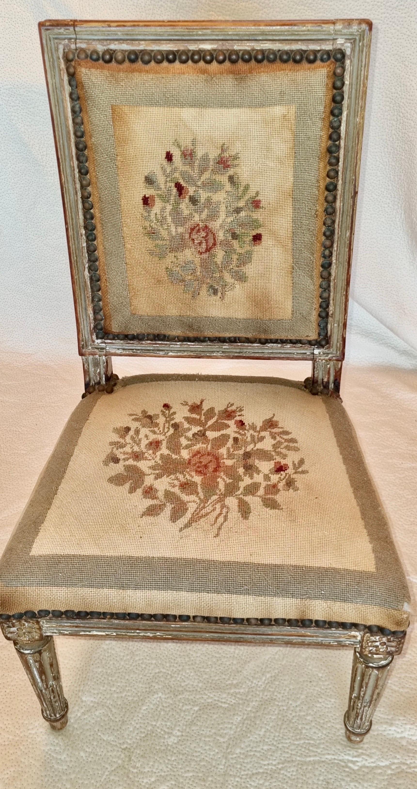 Late 18th Century French Slipper Chair XVIII Century with flower brocade in petit point  For Sale