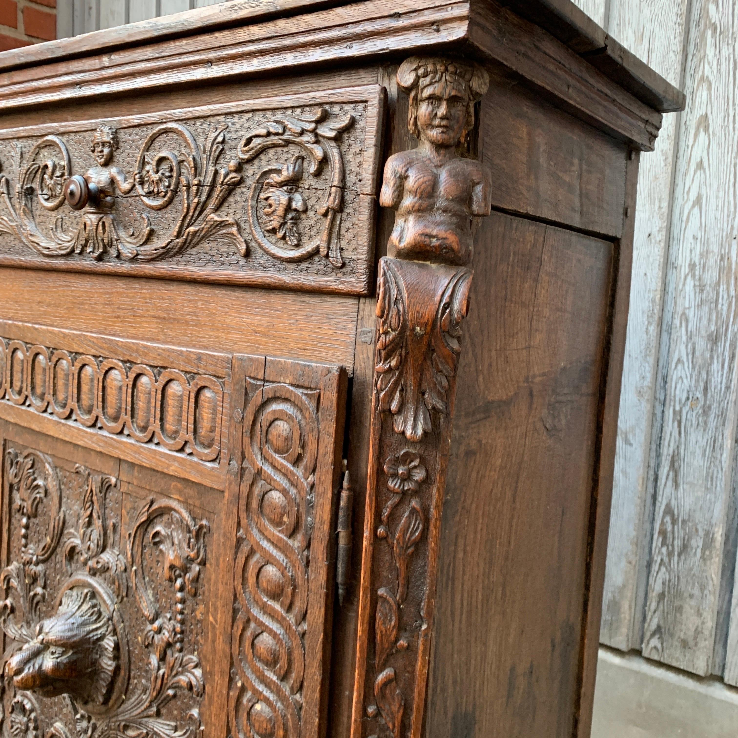 Small French 17th Century Baroque Cabinet In Oak For Sale 13