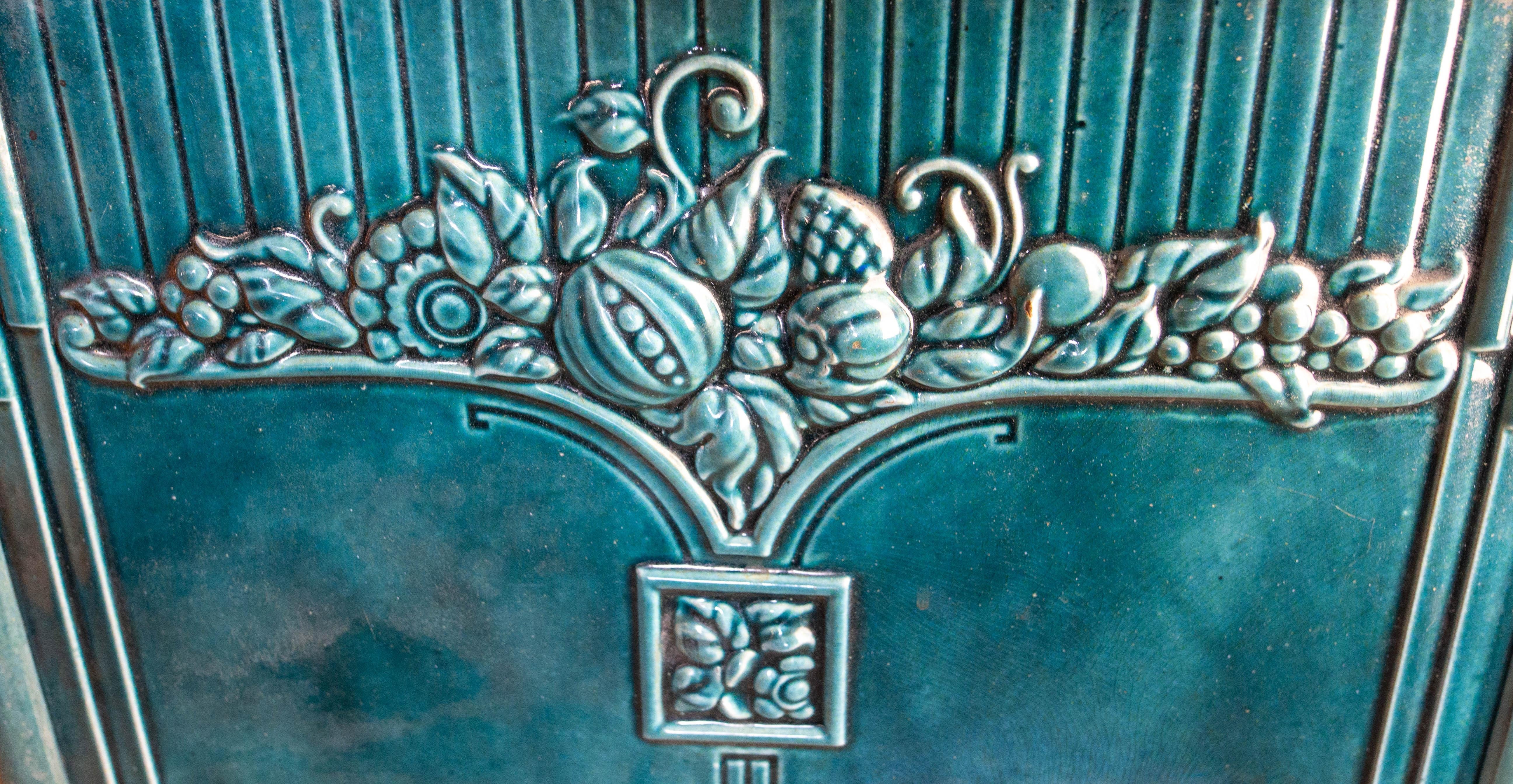French Small Art Deco Blue Enamelled Cast Iron Wood/Coal Stove 6