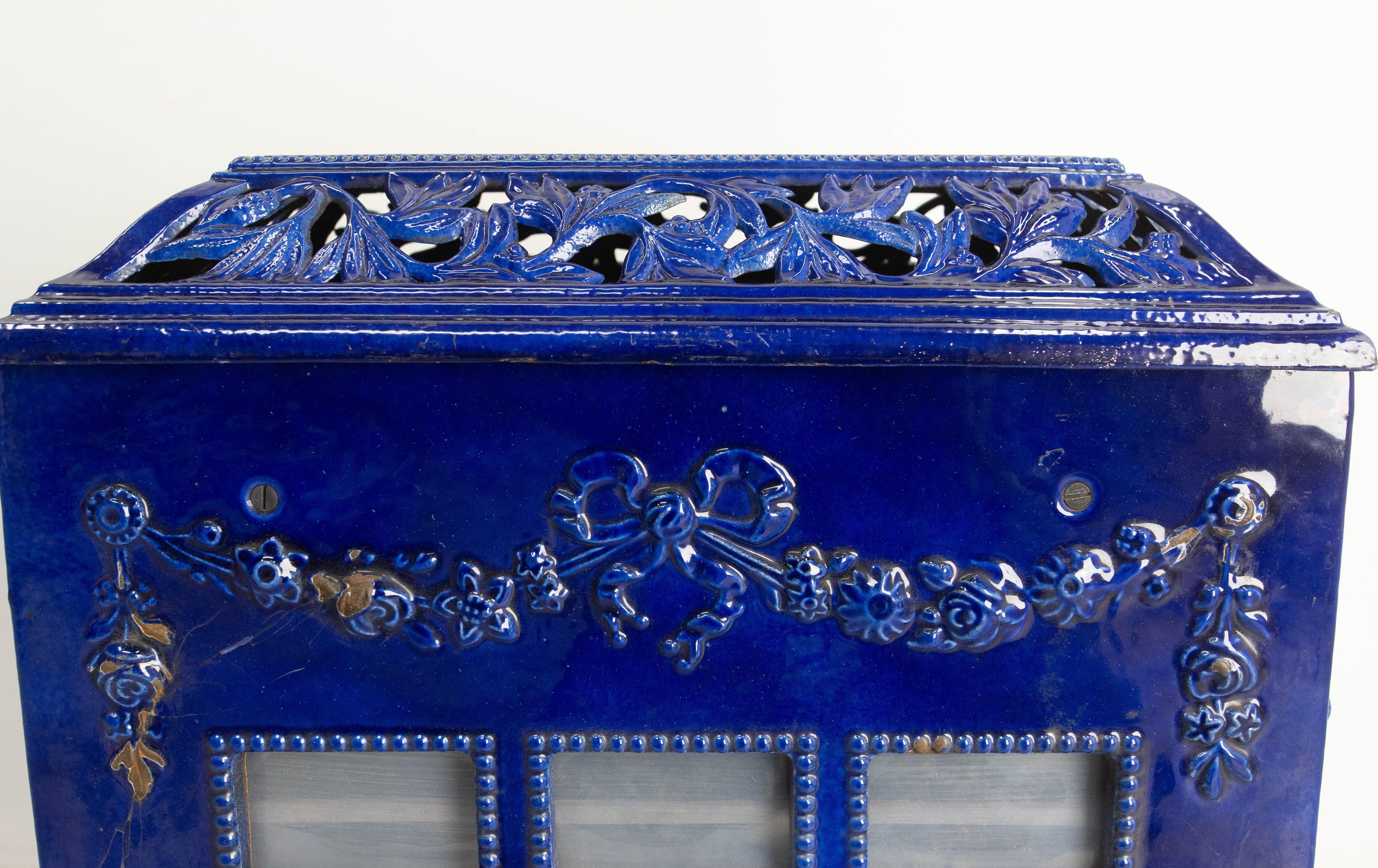 French Small Art Deco Blue Enamelled Cast Iron Wood/Coal Stove For Sale 3
