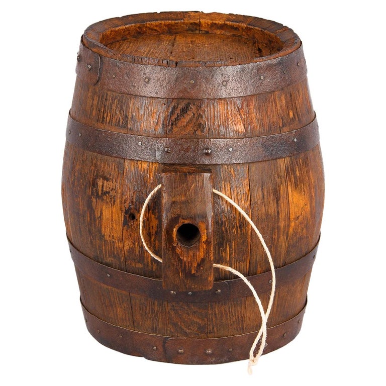 French Small Oak Wine Barrel from Provence, 1920s For Sale at 1stdibs