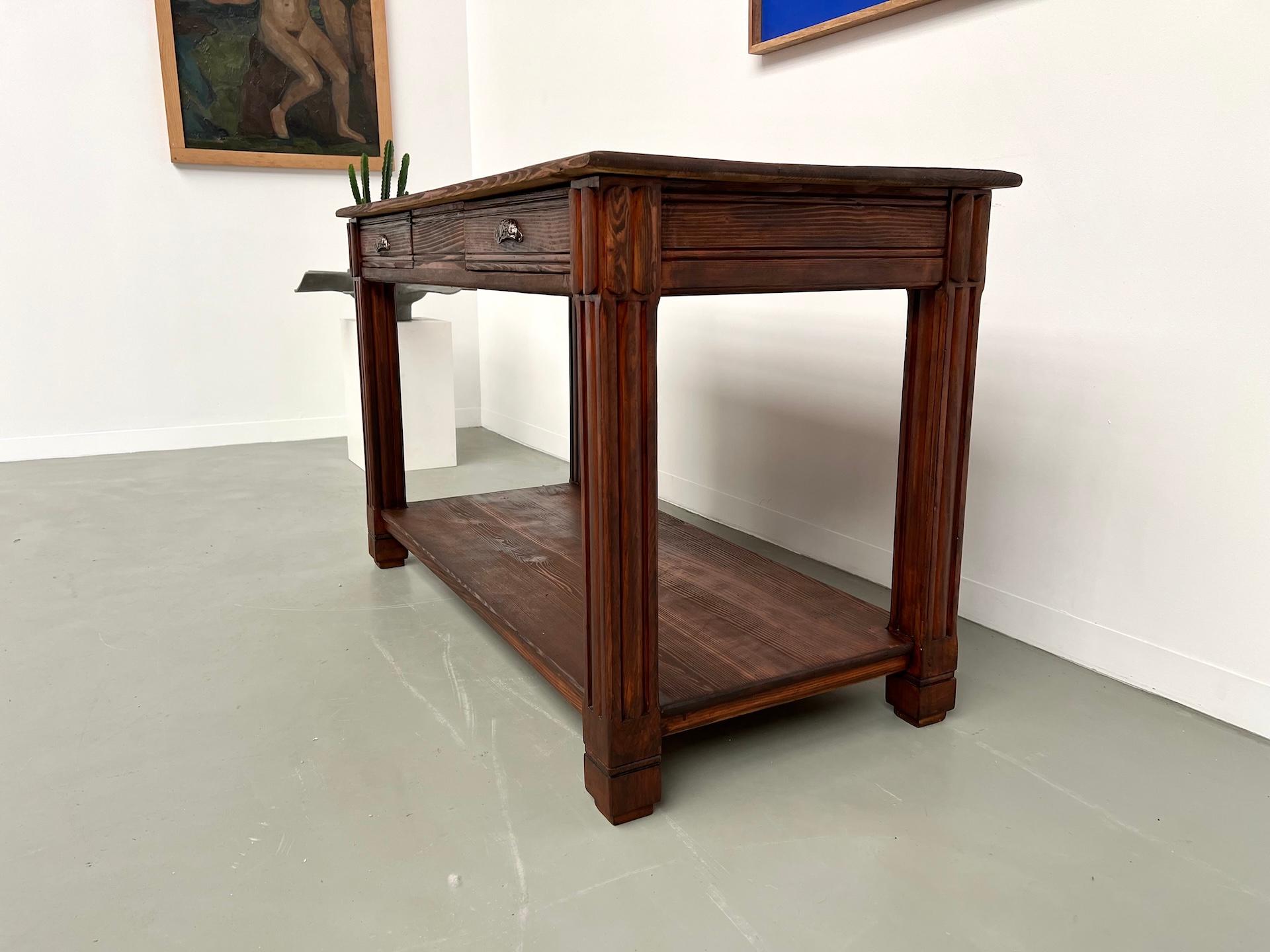 French Small pine drapery table from the 1950s For Sale 10