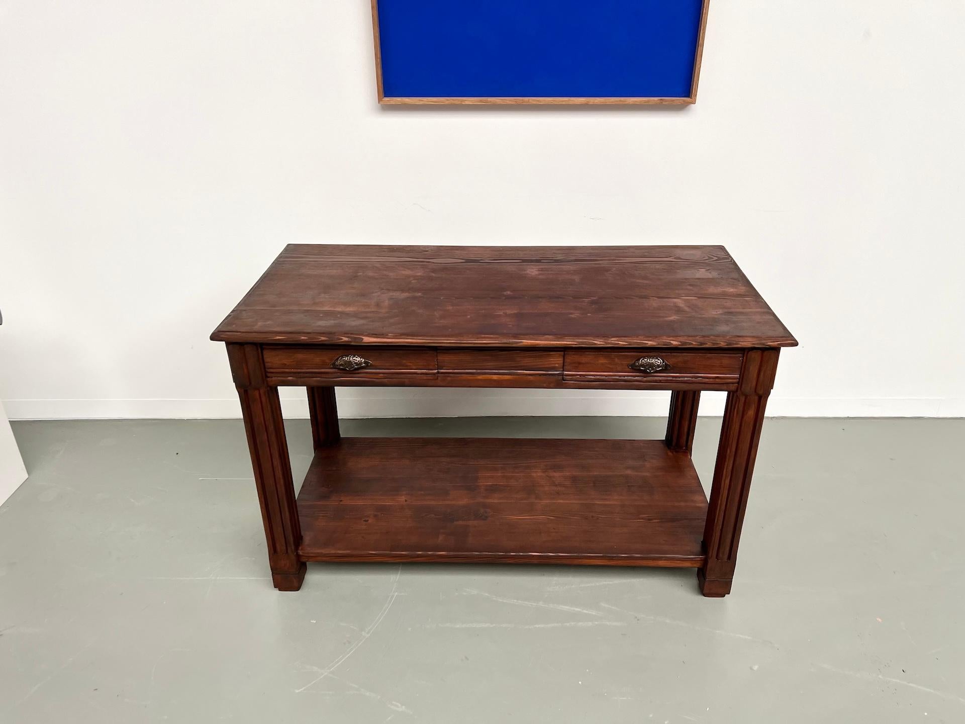 Mid-20th Century French Small pine drapery table from the 1950s For Sale