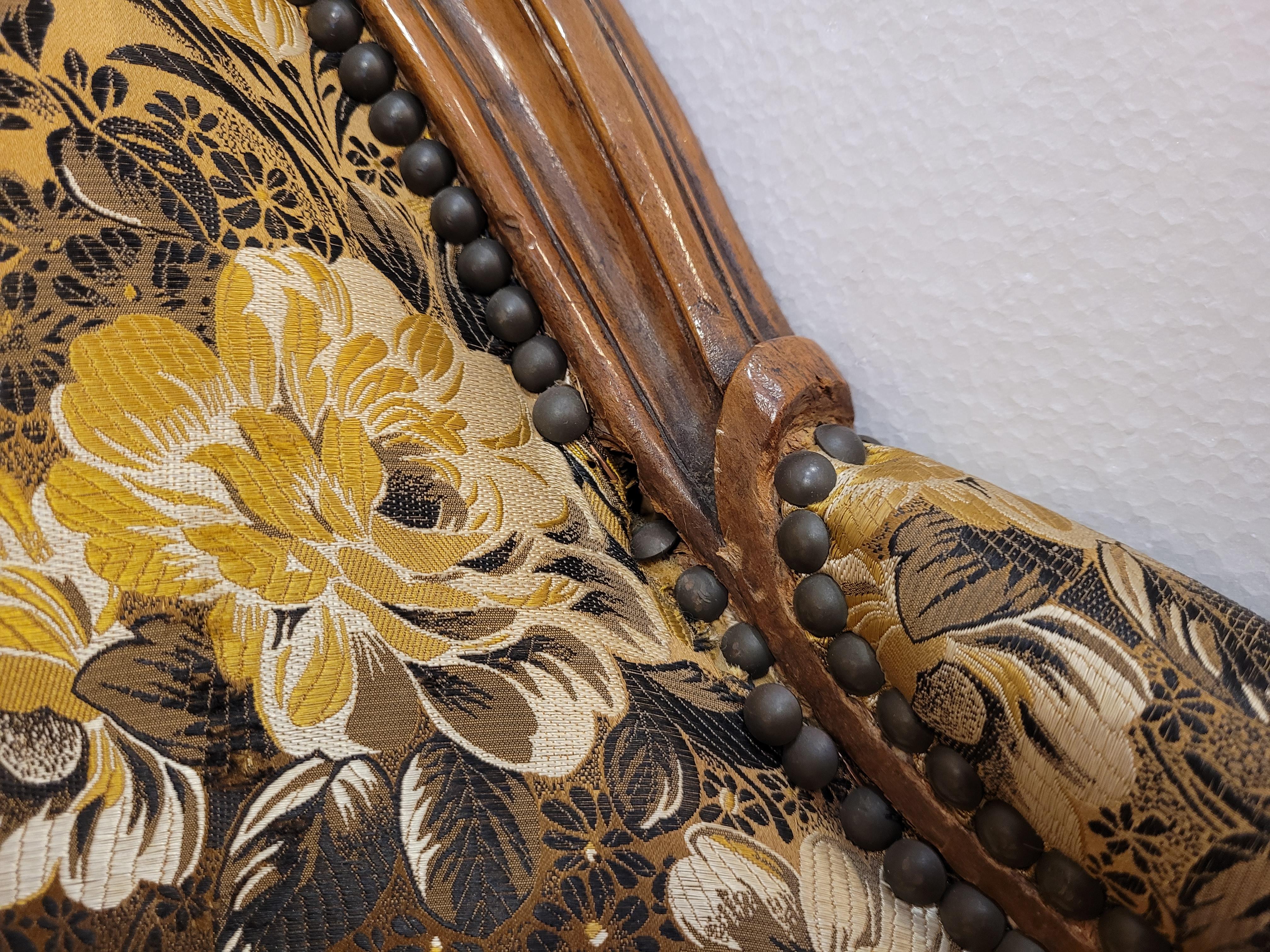 French Sofa -Canape Luis xv Gold Colour, Wood and Floral Silk 4