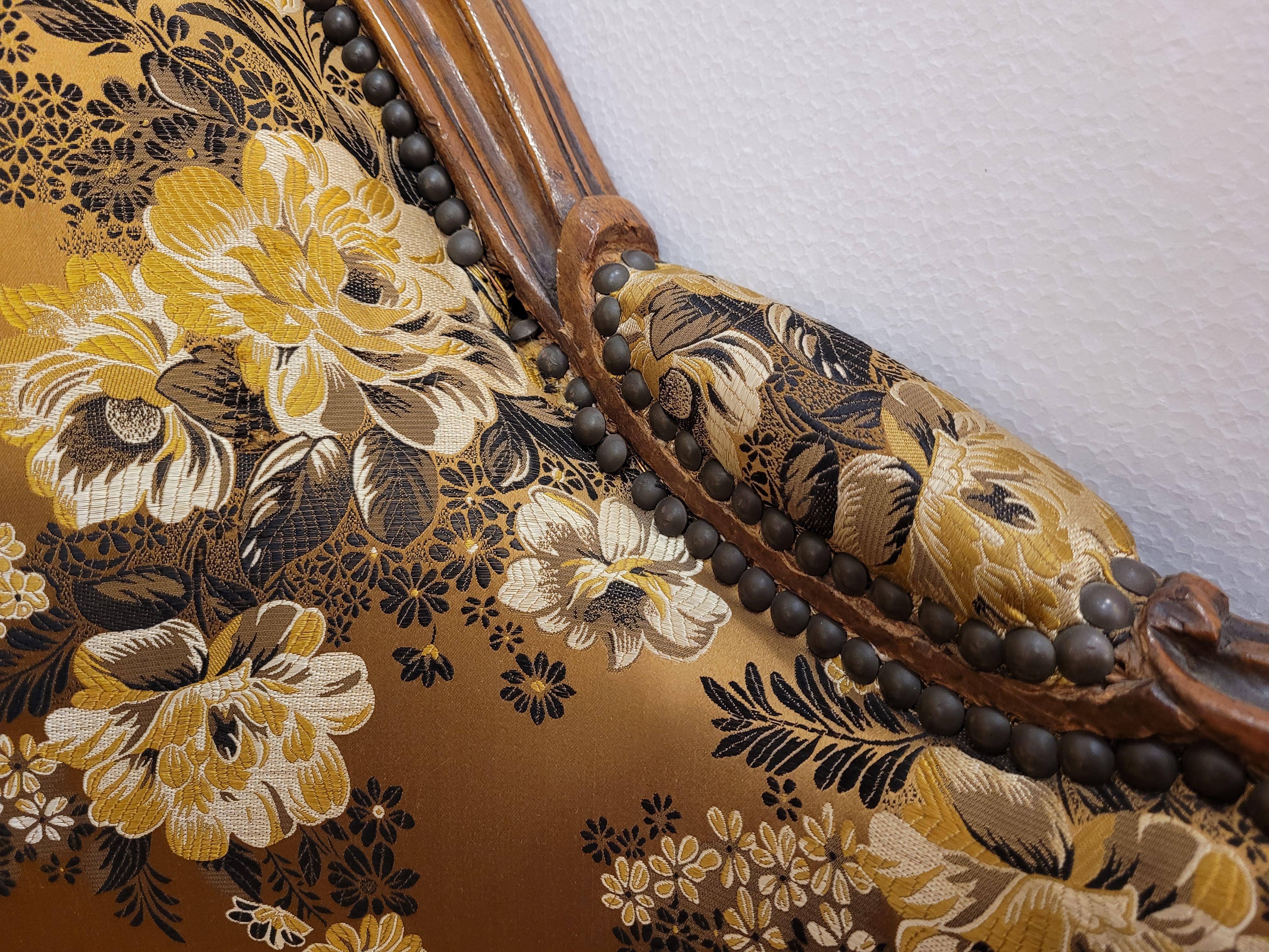 French Sofa -Canape Luis xv Gold Colour, Wood and Floral Silk 5
