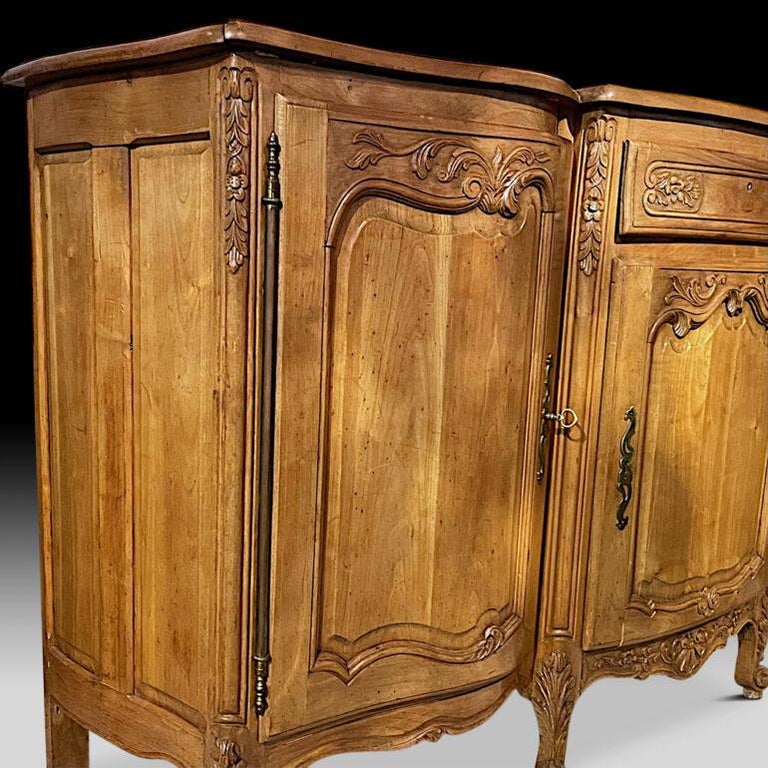 French Solid Cherry Louis XV Style Serpentine Front Buffet Sideboard In Good Condition For Sale In Vancouver, British Columbia