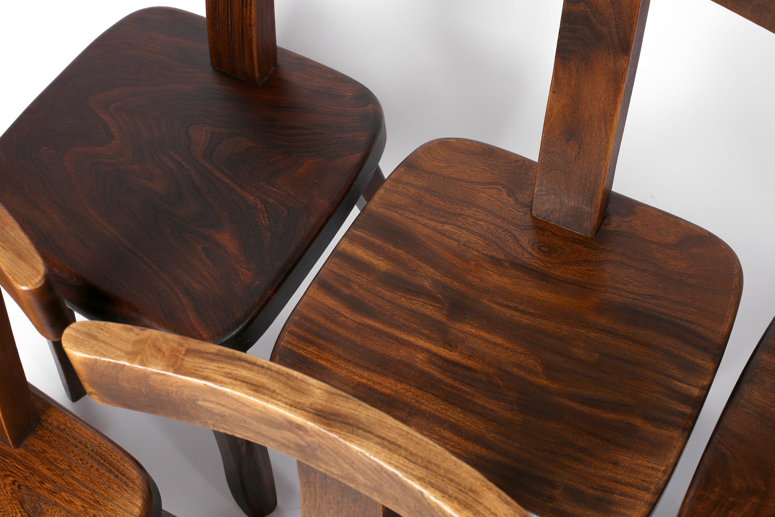French Solid Elm Brutalist Mid Century T Back Dining Chairs In Good Condition For Sale In London, GB