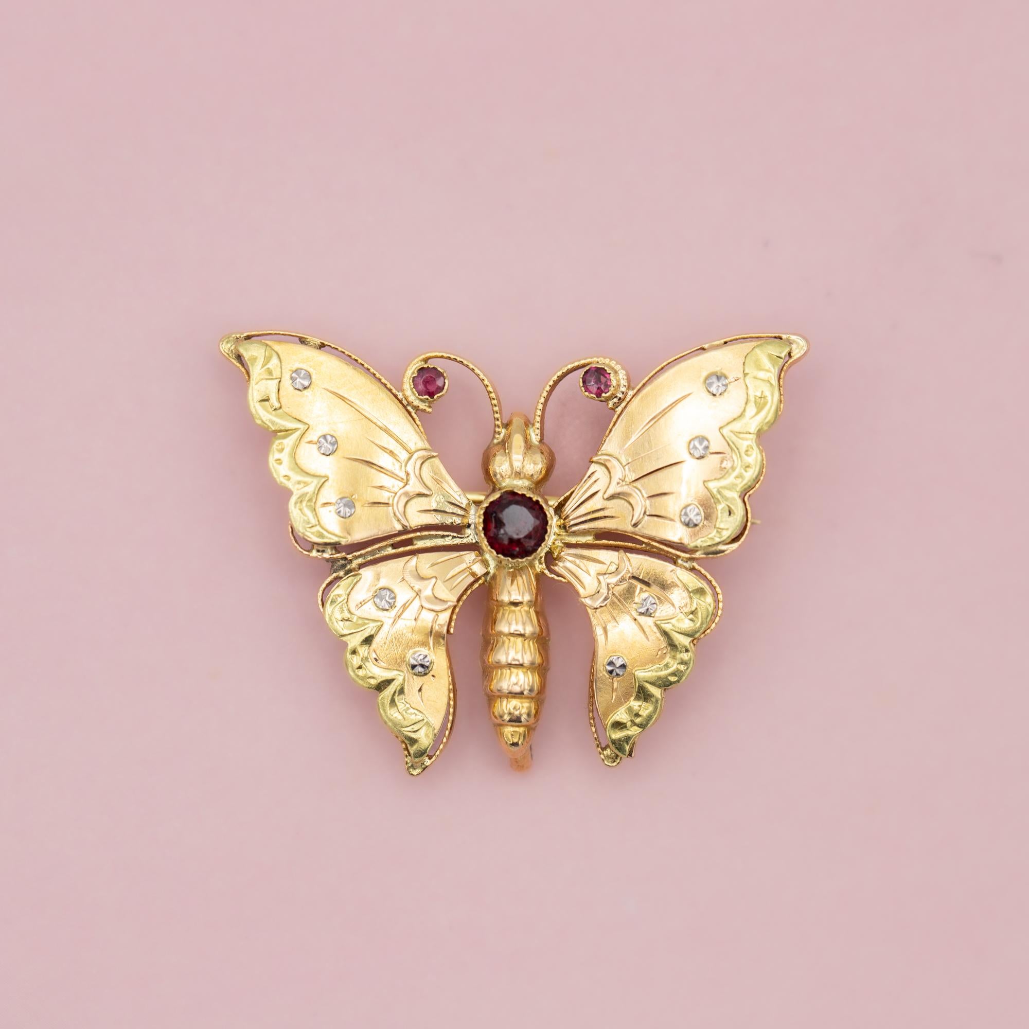 Femenino o masculino Mariposa francesa de oro macizo - Broche victoriano tardío de oro de 18 quilates con rubíes