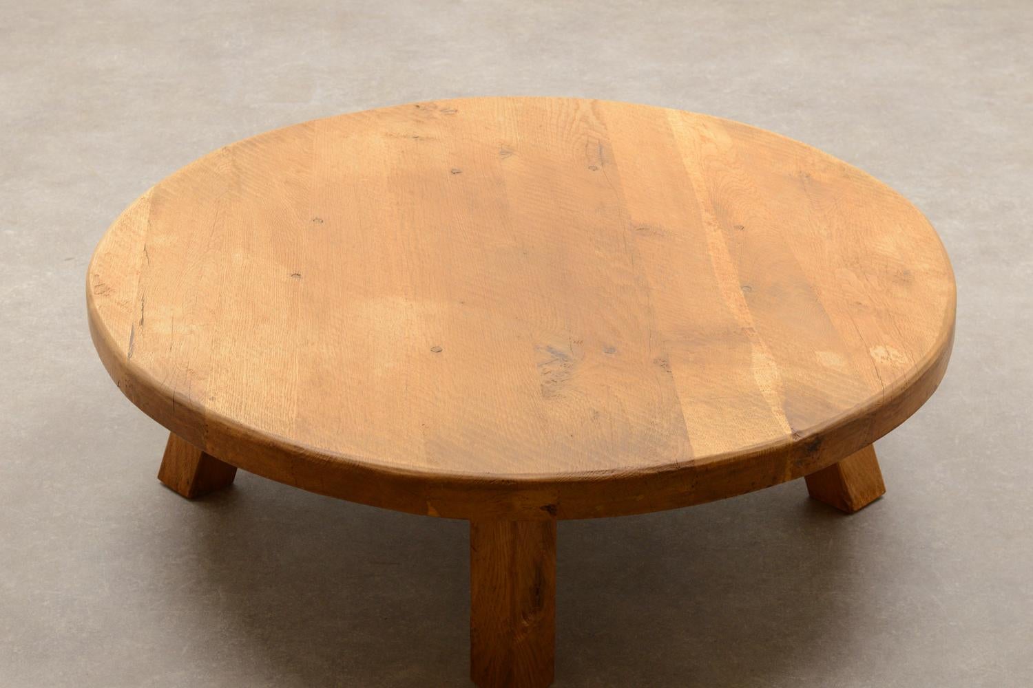 French Solid Oak Brutalist Coffee Table In Good Condition In Landgraaf, NL