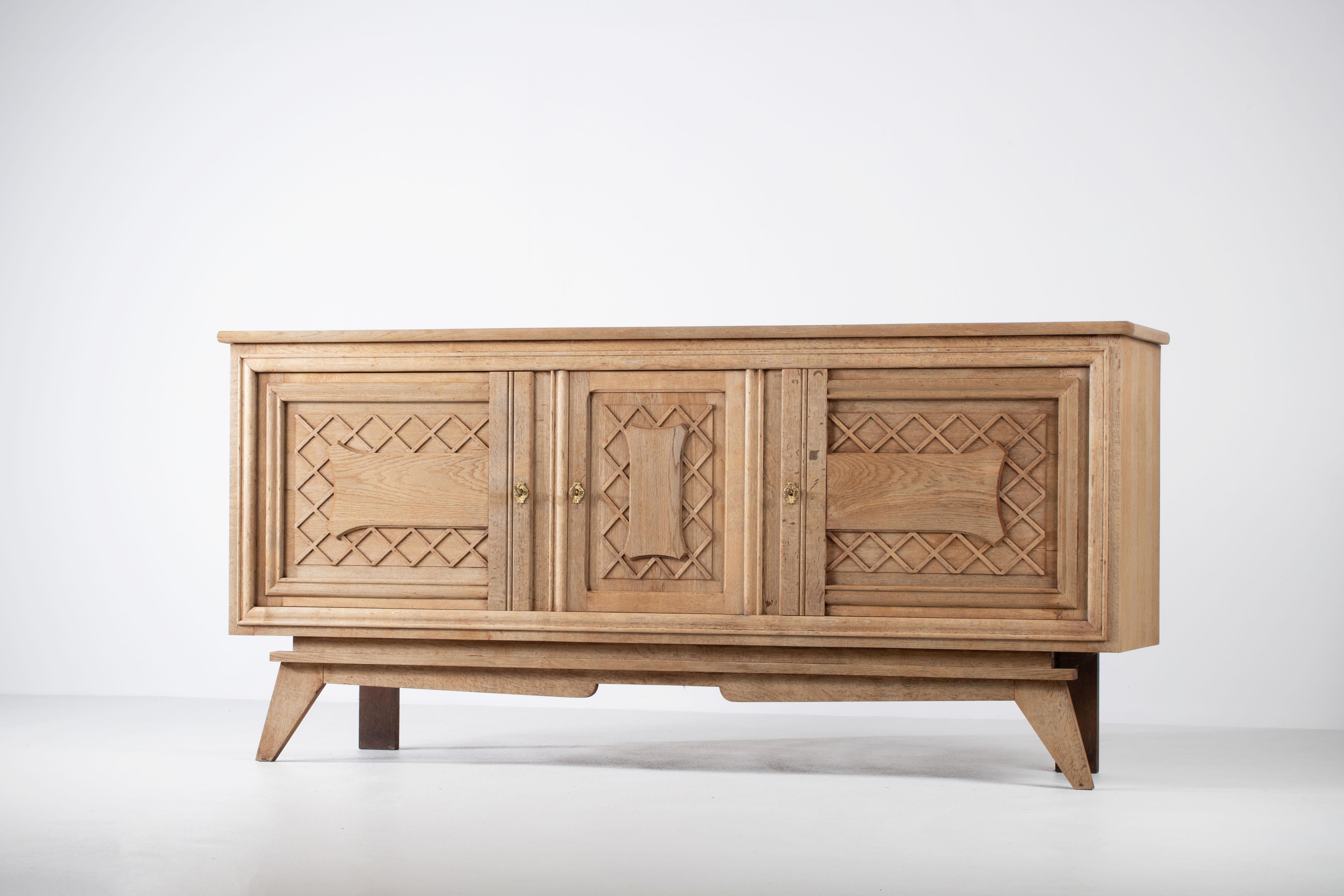 French Solid Oak Credenza, 1940s For Sale 1